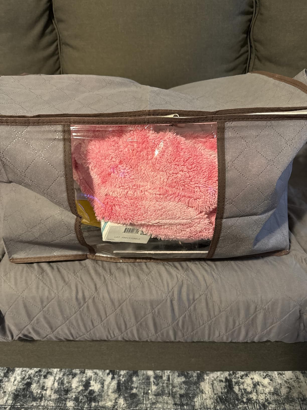 Lifewit 6 Pack Clothes Storage Bins with Lids, Foldable Blanket Storage Bags with Zippers, Clear Window and Reinforced Handles, Closet and Organization for Clothing, Sweater, Comforter, Bedding customer photo 2