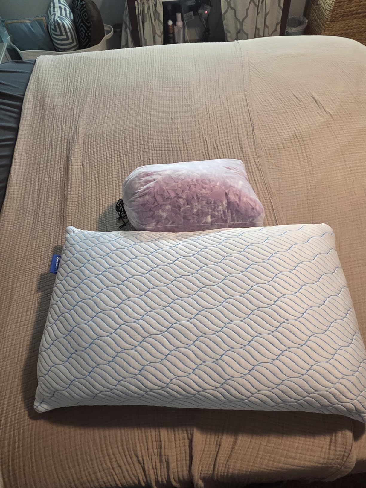 WISHSMILE Cooling Shredded Memory Foam Pillows Queen Size Set of 2 customer photo 1