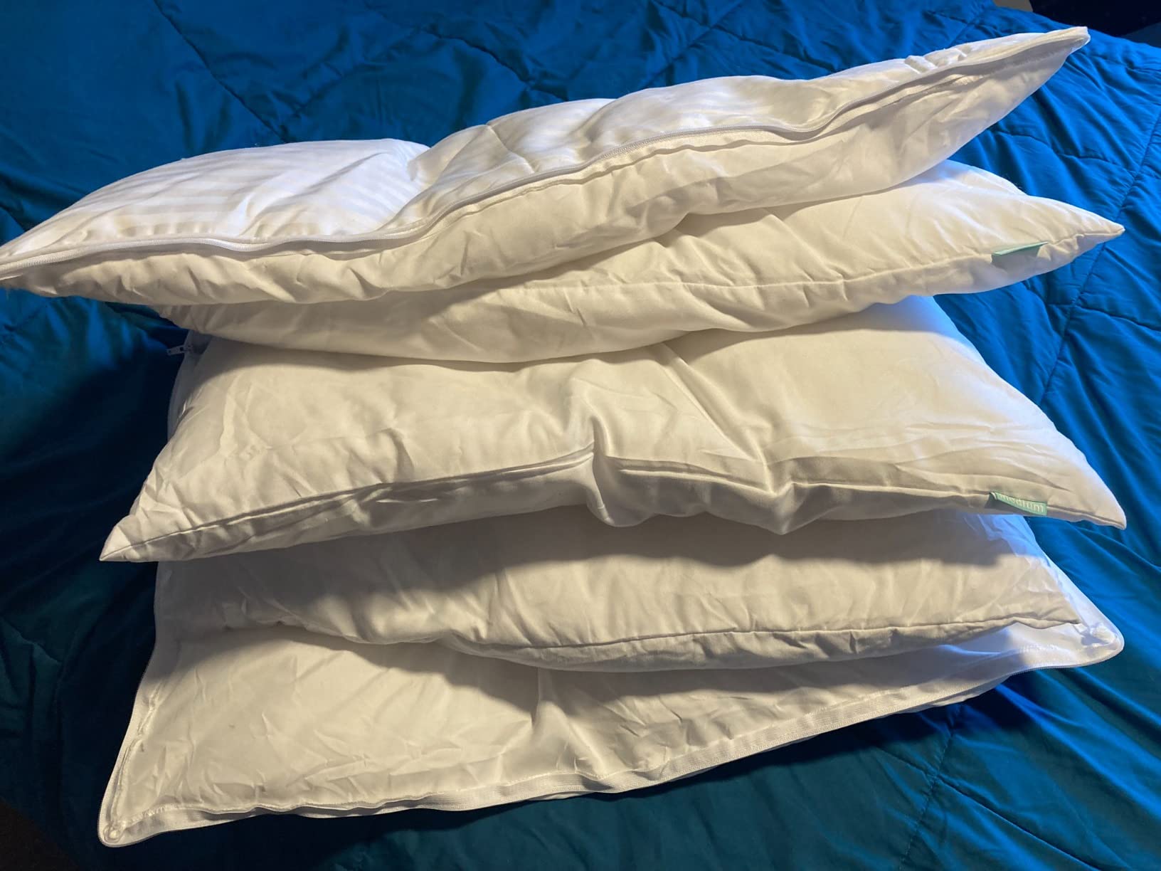 EverSnug Adjustable Layer Luxury Set of 2 Pillows for Side, Front & Back Sleepers, Cooling Hotel Pillows with 3 Layers, Down Alternative Pillow (Standard/Queen) customer photo 1