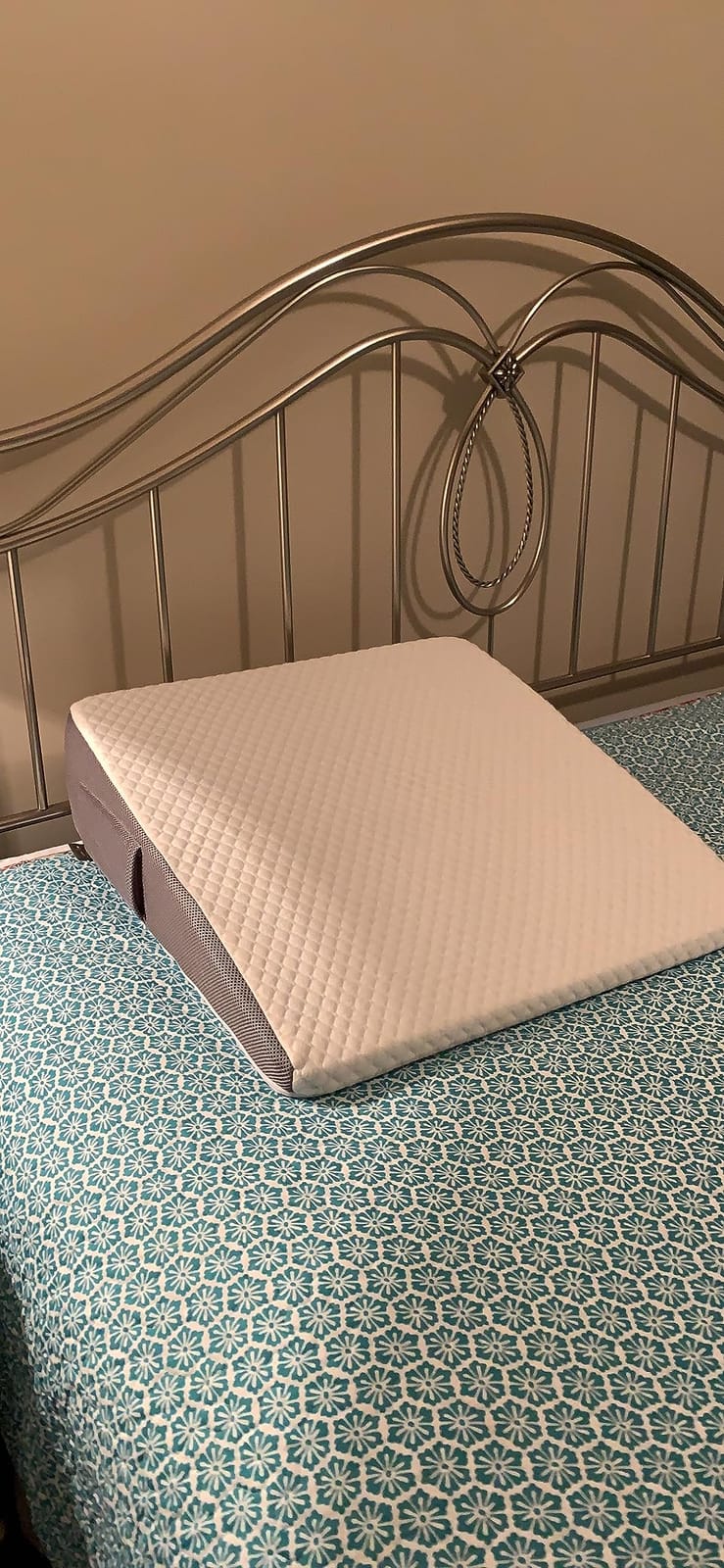 Cozymaker 7.5-inch Bed Wedge Pillow for Sleeping Back Support Pain Relief | Cooling Memory Foam Incline Wedge for Sleeping After Surgery, Gerd Acid Reflux, Neck Pain, Snoring, Removable Washable Cover customer photo 2
