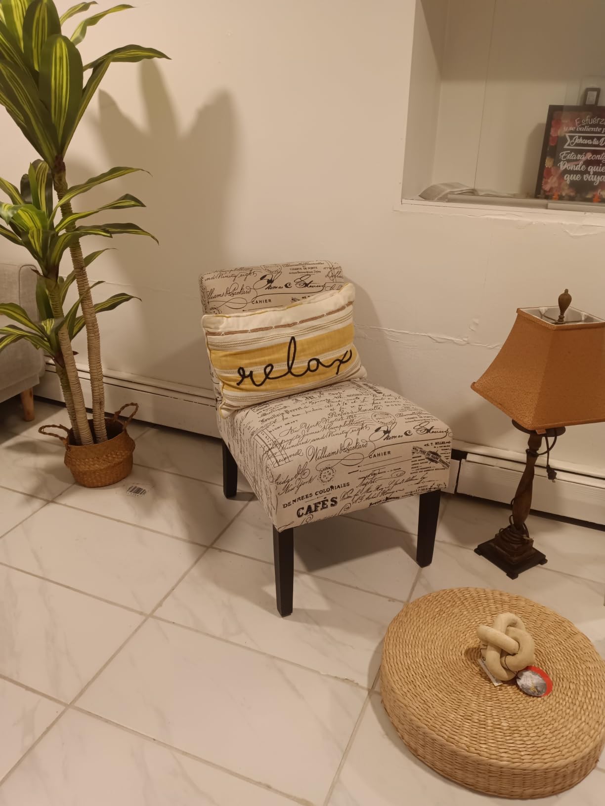 Armless Accent Chair for Bedrooms, Modern Living Room Chairs with Thick Cushion & Solid Wood Legs, Fabric Comfy Slipper Chair Accent Chairs Corner Side Chair Living Room Furniture, White customer photo 2