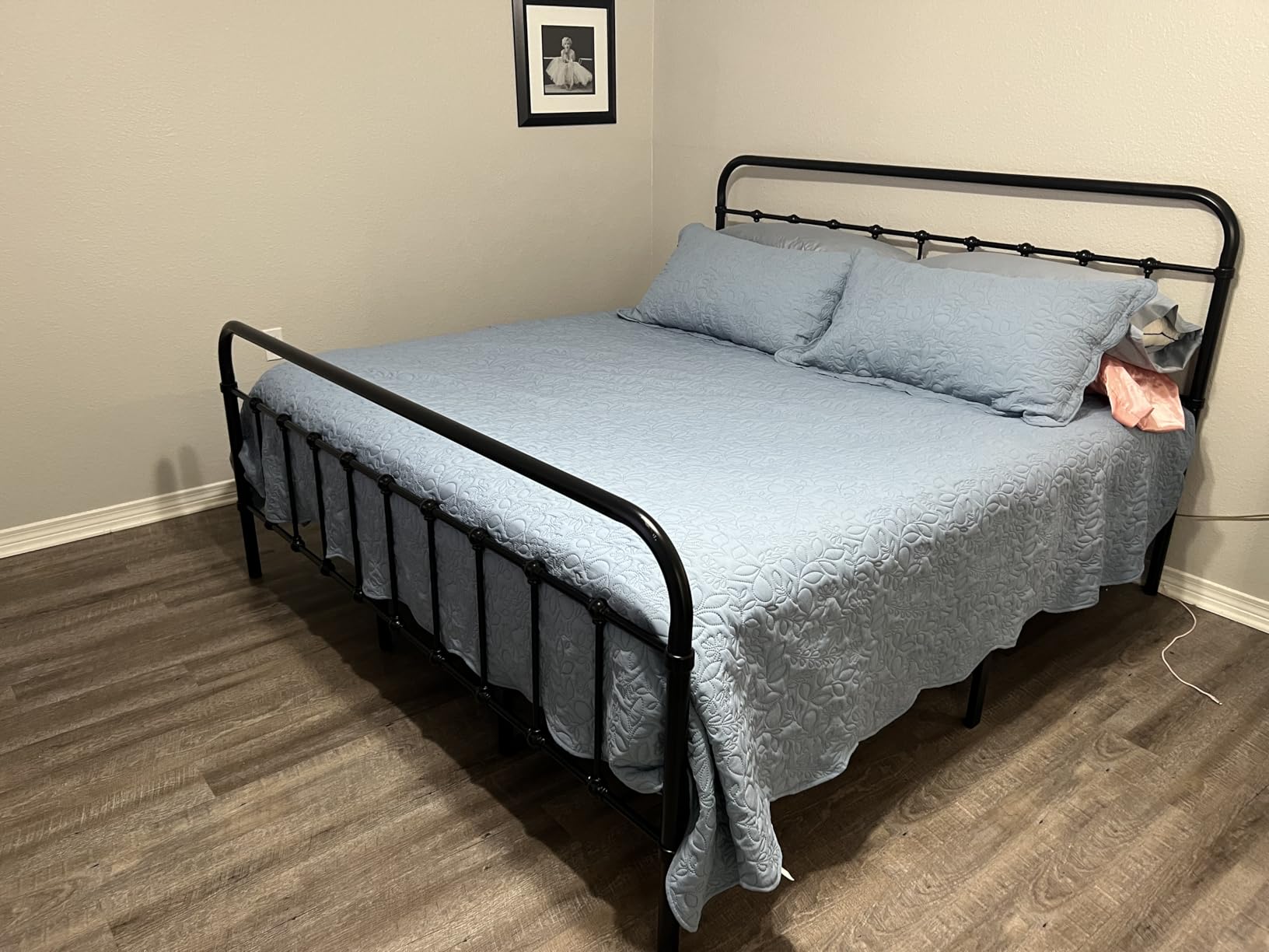 Allewie Queen Metal Bed Frame with Victorian Iron-Art Headboard, Black | Victorian Style Wrought Iron-Art Headboard/Footboard, Easy Assembly, Under Bed Storage, No Box Spring Required customer photo 2