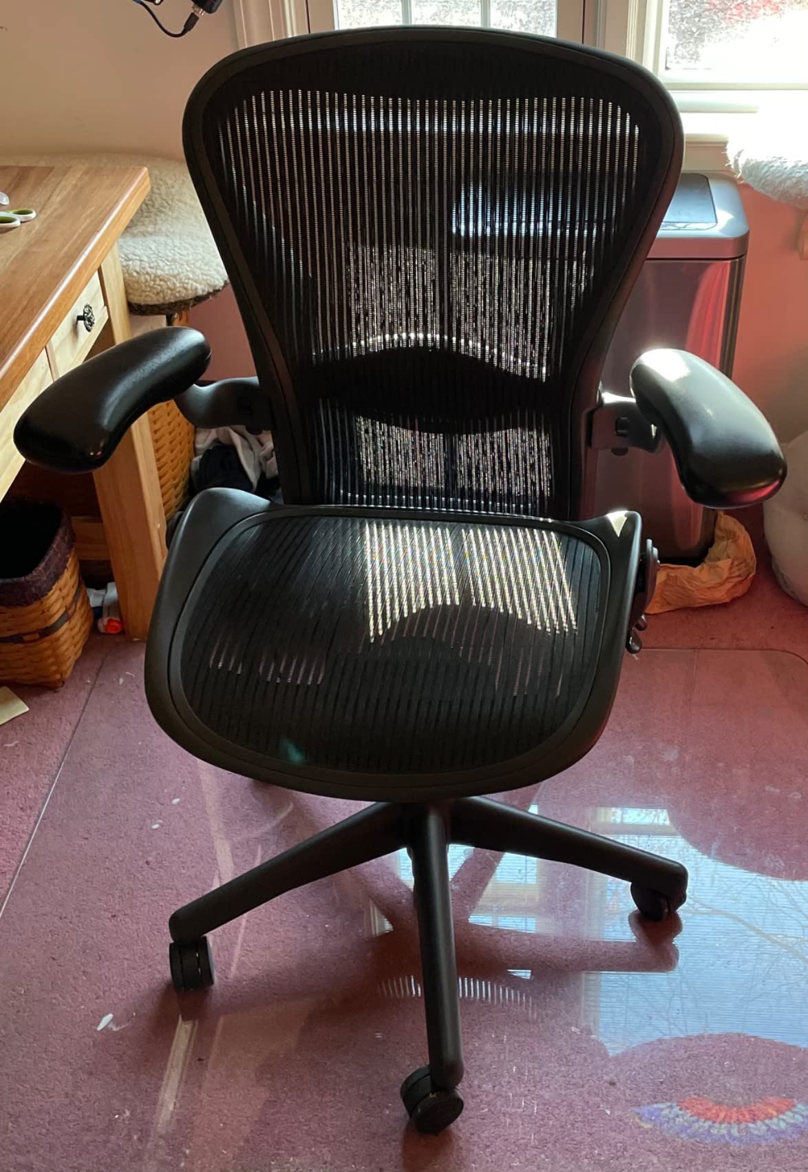 Herman Miller Office Chair Size B | Fully Adjustable with All Features Included| Quick and Easy Assembly| Renewed| 10 Year Warranty| Hardwood Floor Roller Blade Style Wheels Included customer photo 2