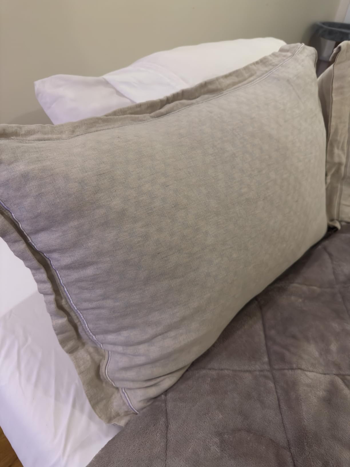 EASELAND Cooling Queen Size Firm Pillows, Shredded Memory Foam Set of 2 | Adjustable Fill with Removable Cover for Hot Sleepers, Cool Bed Support Pillow for Side Back Stomach Sleepers customer photo 1
