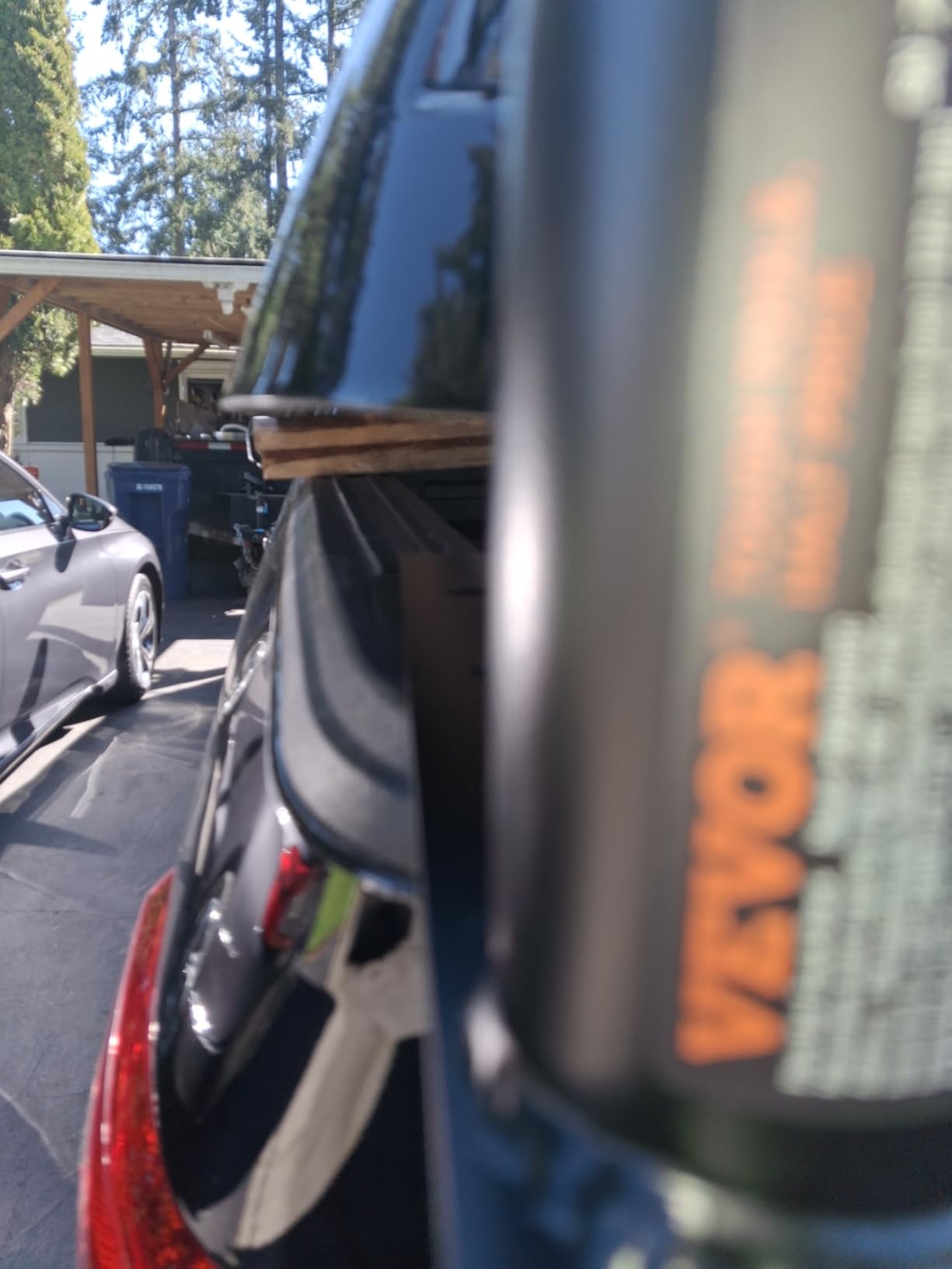 VEVOR Extendable Steel Truck Ladder Rack - 800 lbs Capacity, 46-71 inch, Non-Drilling for Kayak, Surfboard, Lumber, Ladder | 800 lbs Capacity, Steel, Non-Drilling J-bolts, Heavy Duty Truck Bed Rack, For Kayak, Surfboard, Lumber, Ladder customer photo 1