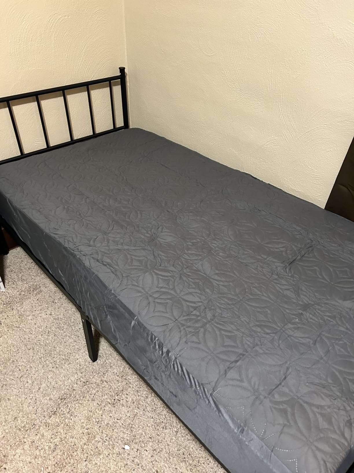 BEDLORE Waterproof Mattress Protector, Full Size Mattress Pad customer photo 1