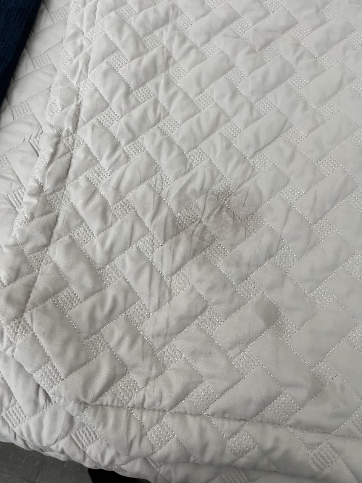 Bedsure Quilts Queen Size, Lightweight Comforter Set, Light Grey Bedspread customer photo 2