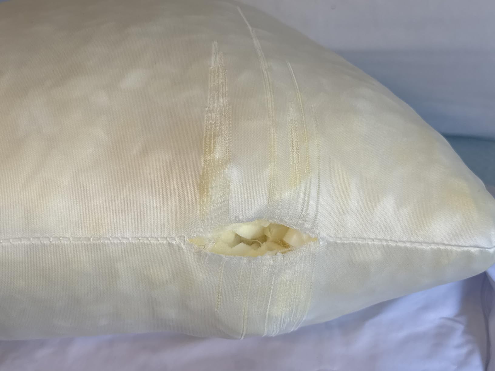 KUCEY Cooling Side Sleeper Pillow for Neck and Shoulder Pain, Luxury Shredded Memory Foam Curved Bed Pillows for Sleeping Set of 1- Adjustable Queen Size- Washable Cover Crescent White customer photo 1