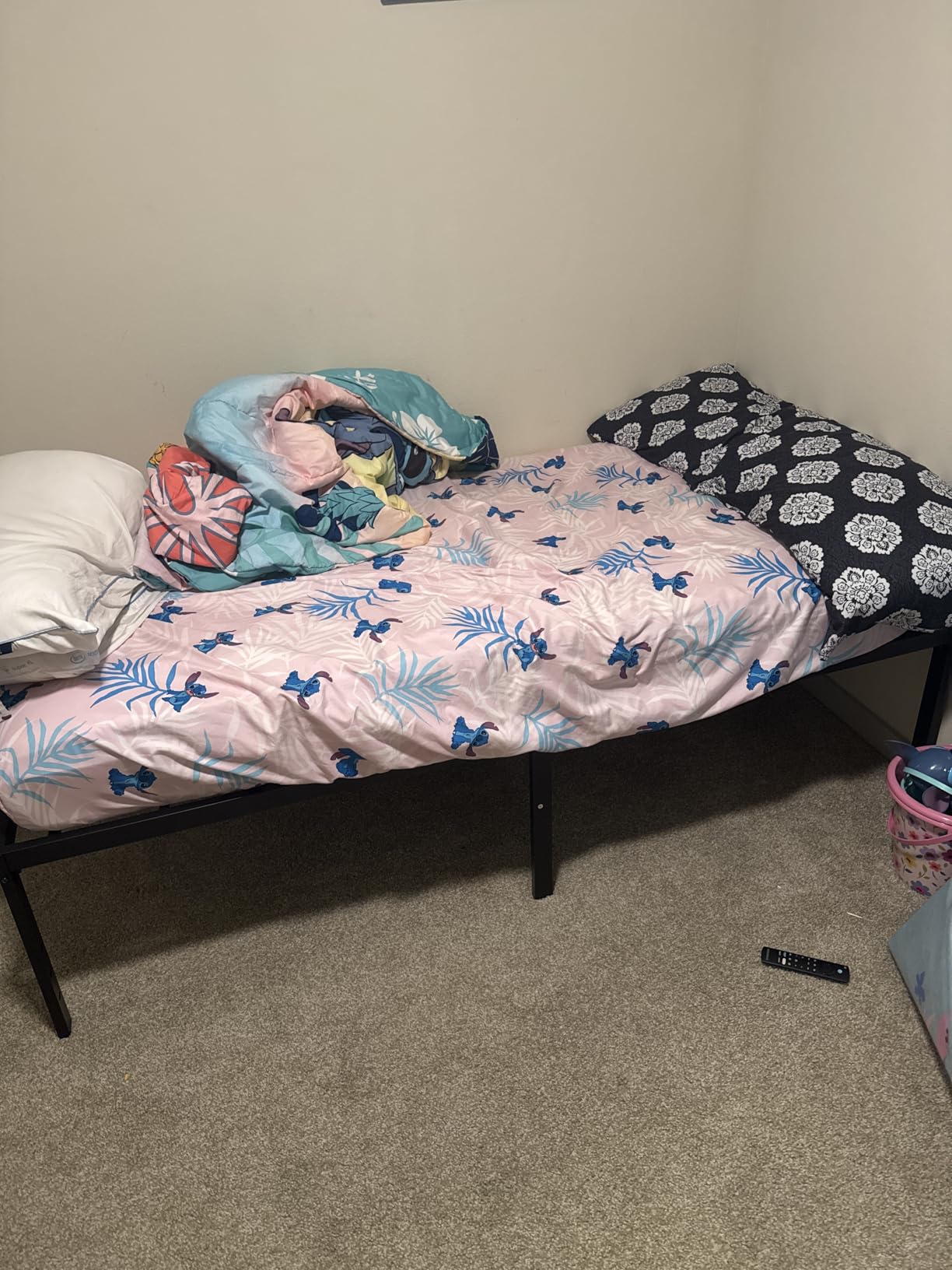 QEROMY Twin Bed Frame - 18 in Sturdy Platform Bed Frame Twin Size customer photo 1