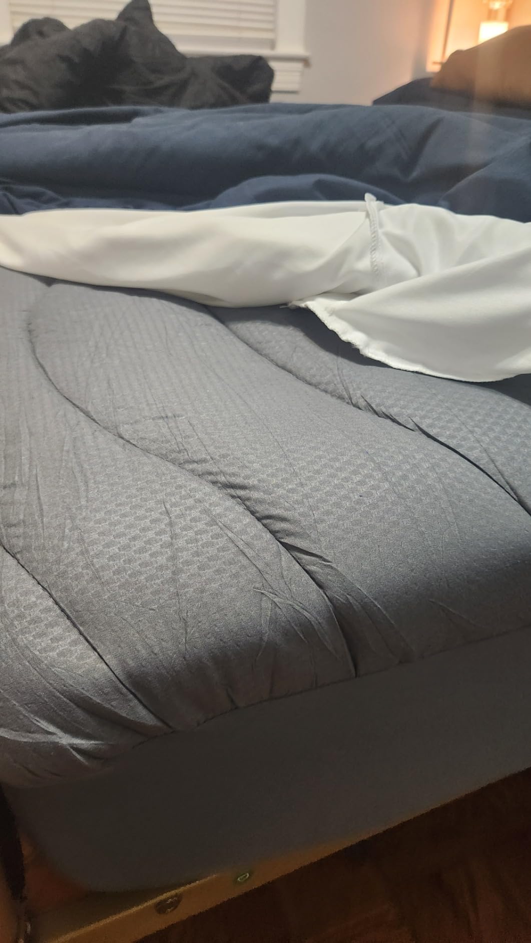 ELVEN HOME King Mattress Pad for Back & Hip Pain Relief, Pillow Top Cooling Bed Topper Quilted Fitted, Hotel Quality Deep Pocket Soft King Mattress Protector Cover Washable (78x80 inch, Grey) customer photo 1