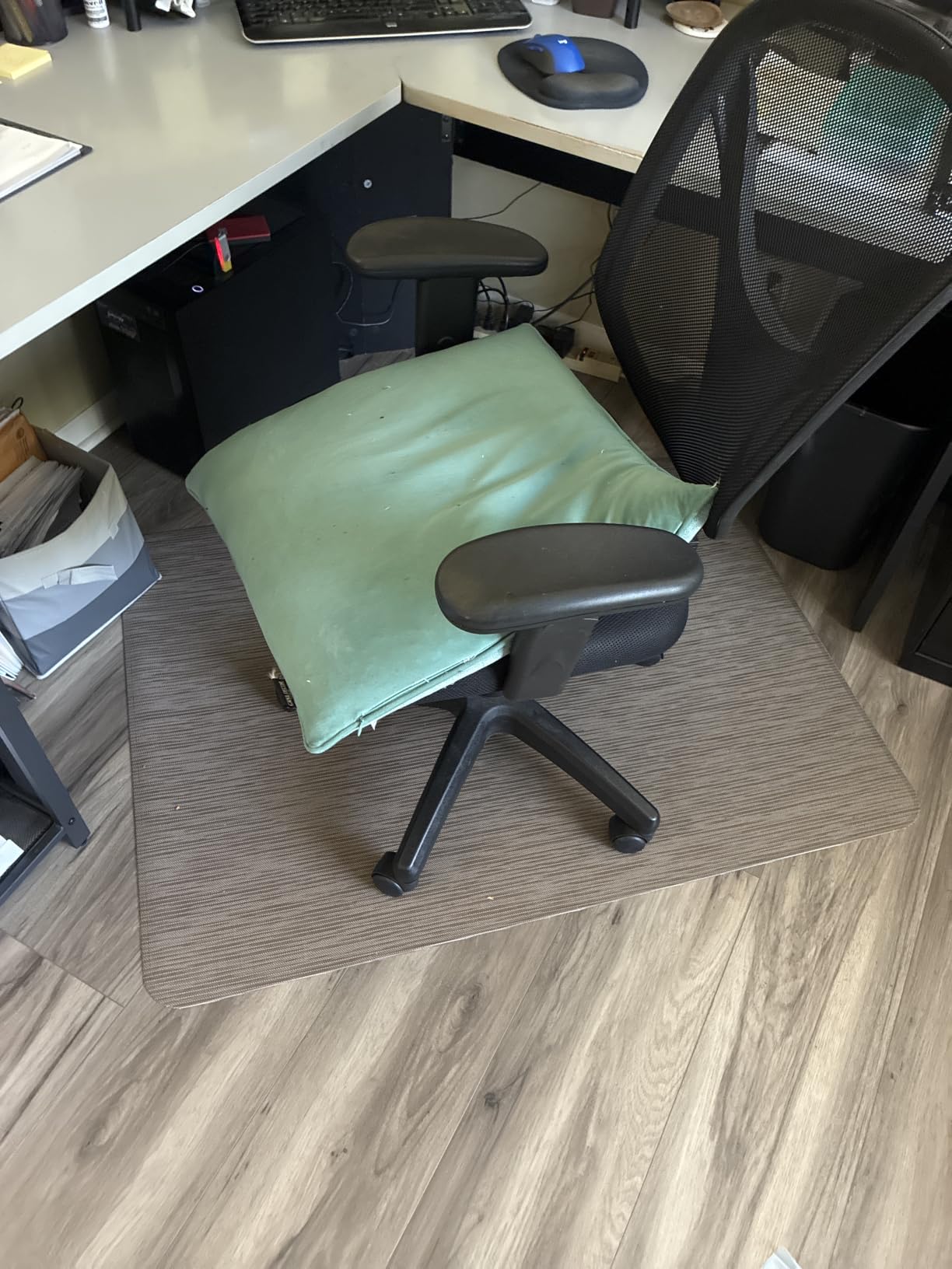 Blvornl Office Chair Mat for Hardwood Floors, Anti-Slip PVC, 36 x 48 Inch customer photo 2