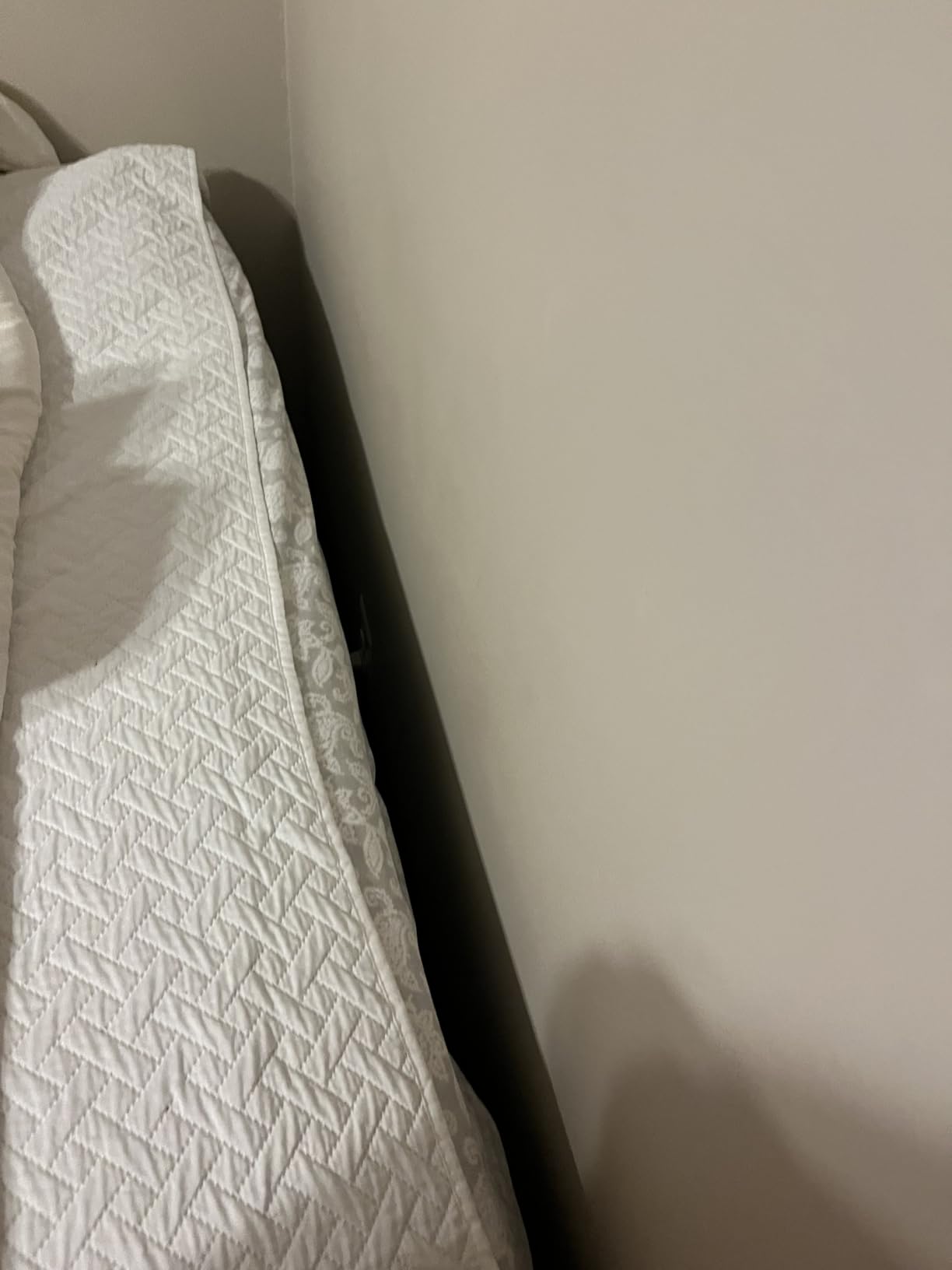 HOMBYS Wedge Pillow Headboard for Bed Gap,Foldable Bed Wedge Gap Filler Queen Size,Matterss Gap Filler,Multi Functional Bed Crack Pillow, Fill The Gap (0-7