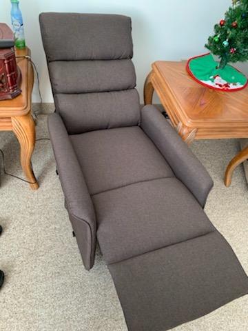 HOMCOM Power Lift Recliner Chair for Elderly, Easy Assembly, Black customer photo 1