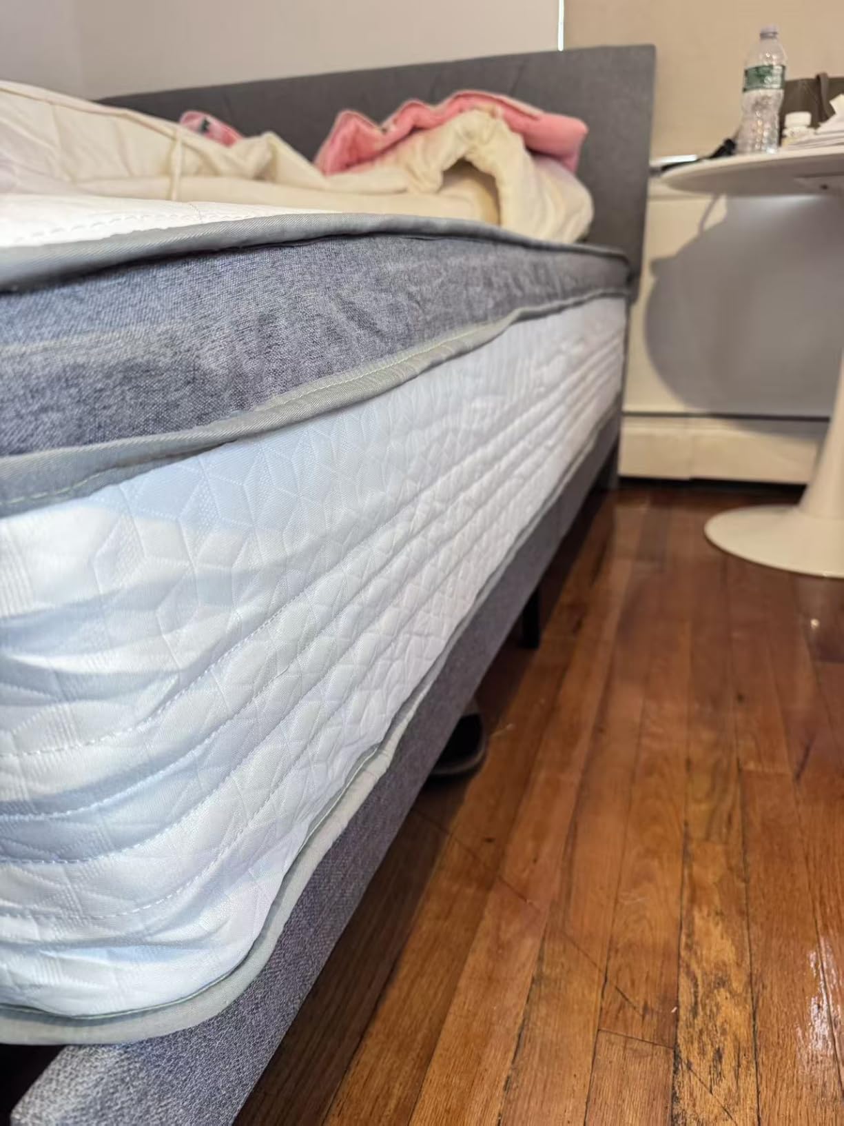 Novilla Twin Size Mattress, 10 Inch Hybrid Mattress in a Box, Comfort Sleep|Pocket Innerspring Pillow Top Mattresses for Motion Isolation, Pressure Relief & Edge Support, Medium Firm, CertiPUR-US customer photo 2