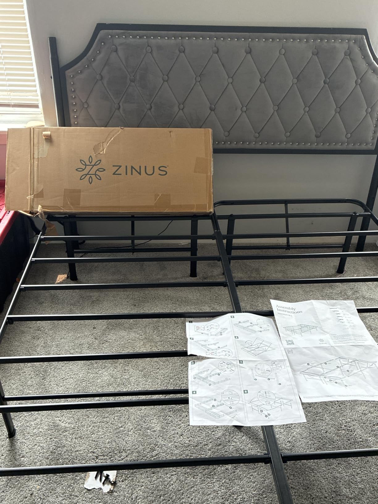 Zinus 14 Inch Rumi Metal Bed Frame, No Box Spring Needed, Black, Queen customer photo 1