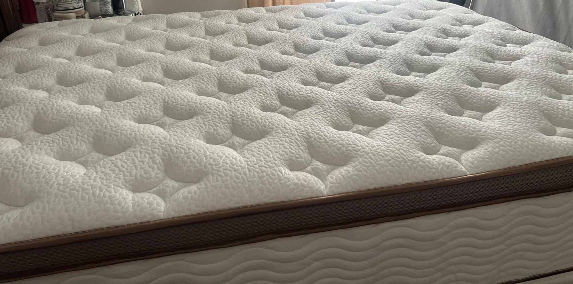 BedStory Queen Mattress 14 Inch - Firm Hybrid Mattress with Orthopedic Spinal Support for Back Pain - 2.0mm Advanced Pocket Spring and Motion Isolation Technology, CertiPUR-US Certified customer photo 2