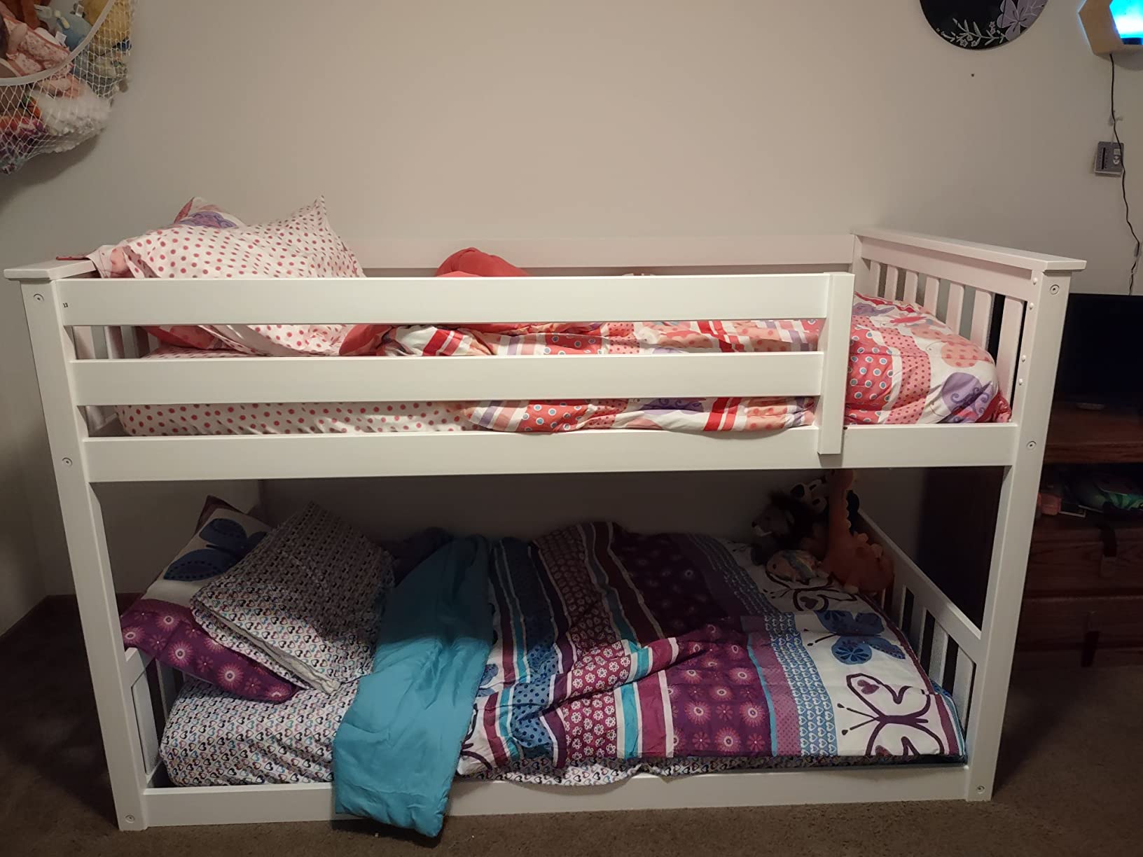 Max & Lily Fundamental Twin Low Bunk Bed, Kids Solid Wood Modern Bed Frame with Strong Wooden Slats, Non-Toxic Finishes, High Weight Capacity, Natural customer photo 2