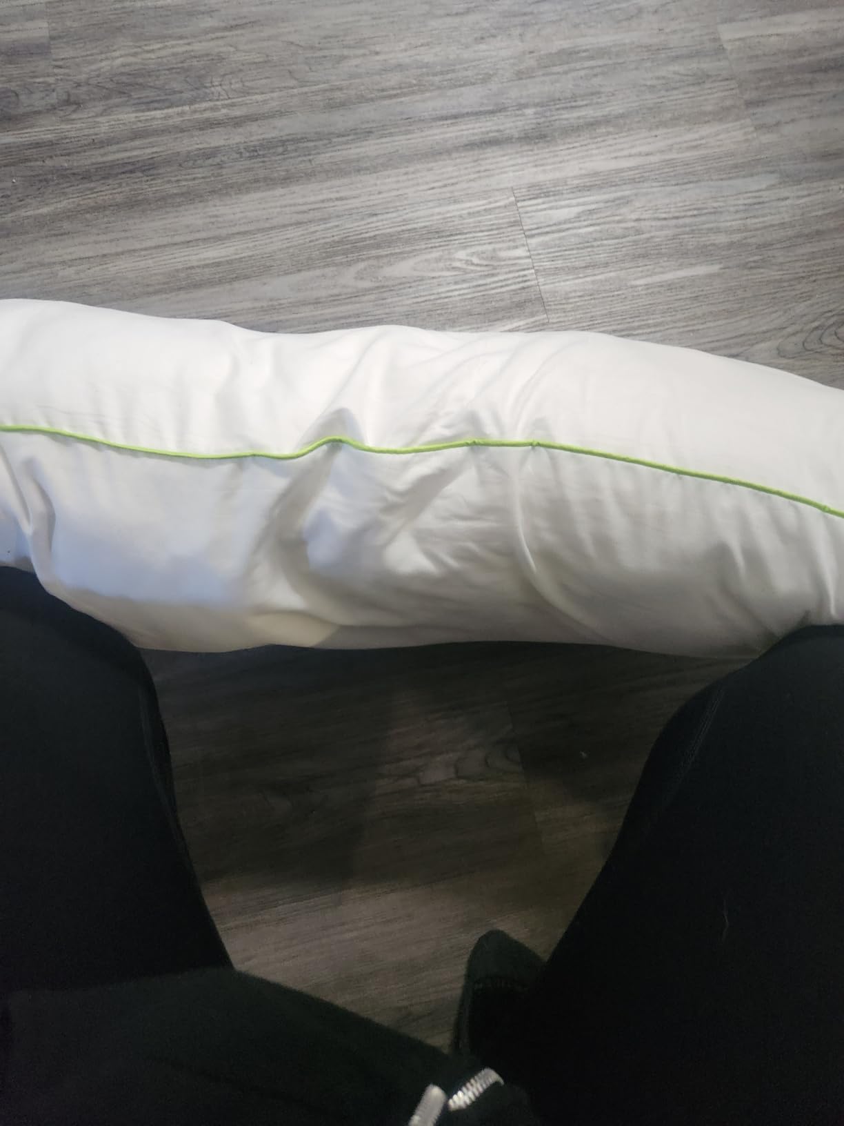 Bed Pillows Standard Size Set of 2,for Sleeping,Down Alternative Fill customer photo 1