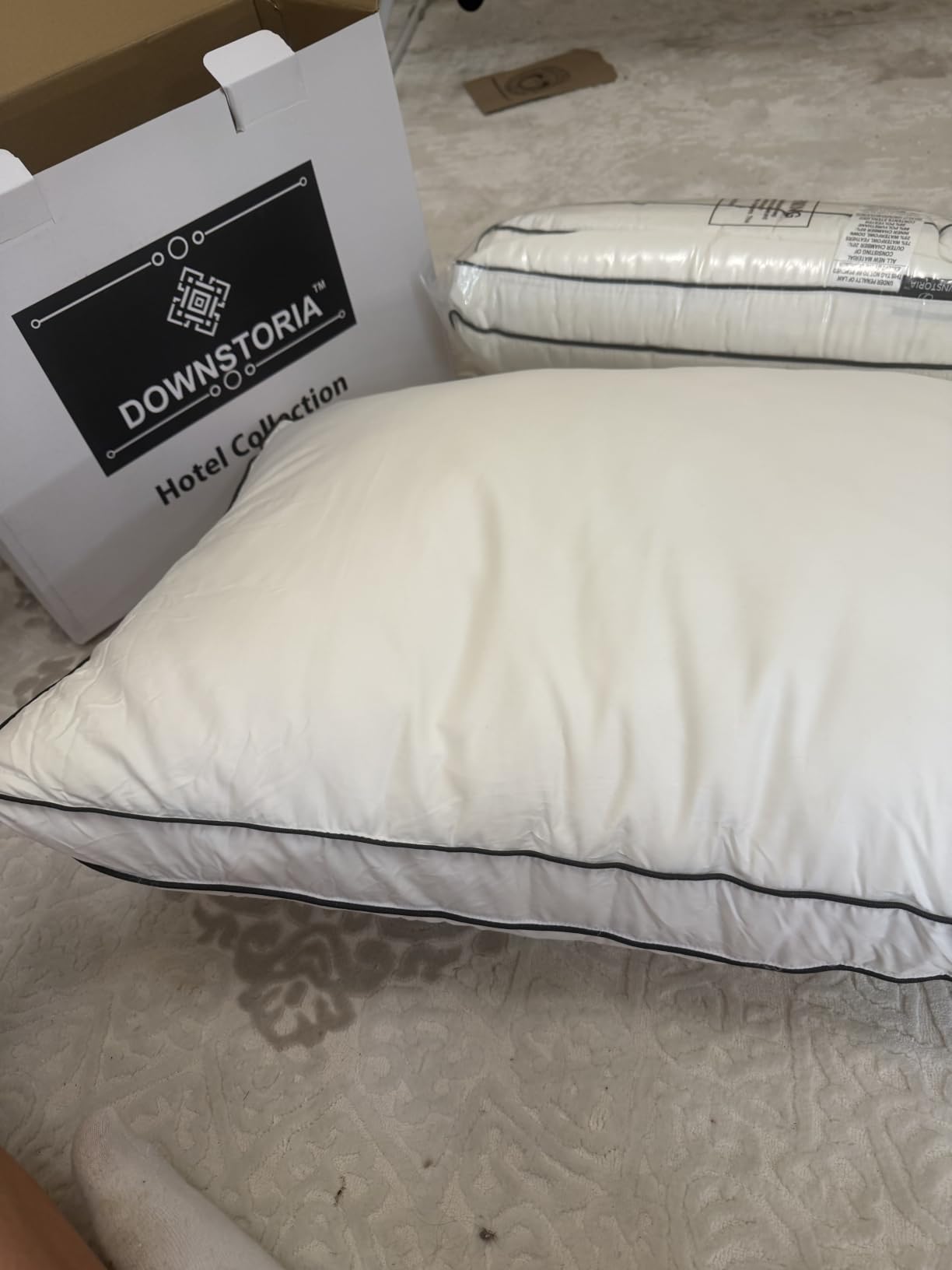 DOWNSTORIA Feather Down Pillows King Size Set of 2 with Gusset, Luxury Hotel Collection Bed Pillow 2 Pack, Down Surrounded Pillows for Sleeping, Soft Fluffy for Side, Back Sleepers 20x36 in. customer photo 2