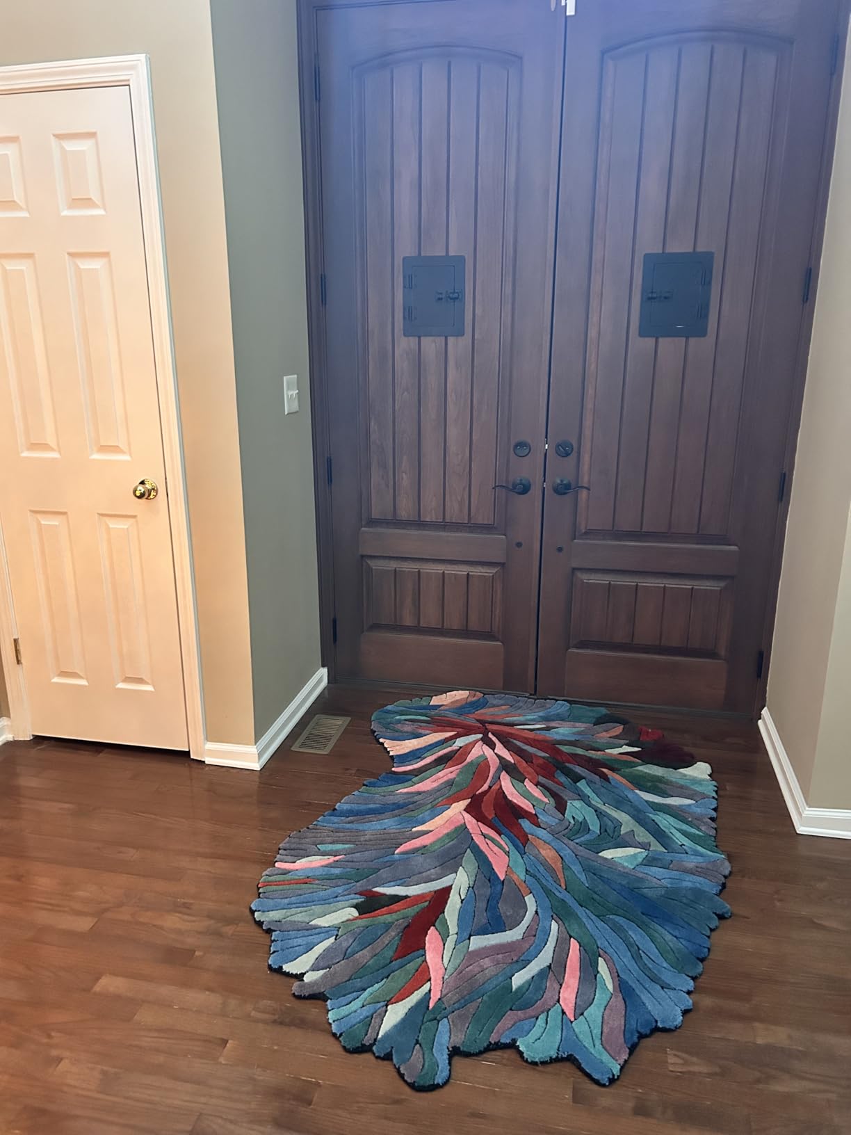 Restoration and Renovation Handmade Irregular Shape Wool Area Rug | Unique Contemporary Botanical Design, Thick & Soft Carpet | Perfect for Living Room, Bedroom Decor (Multi, 5' x 7') customer photo 1