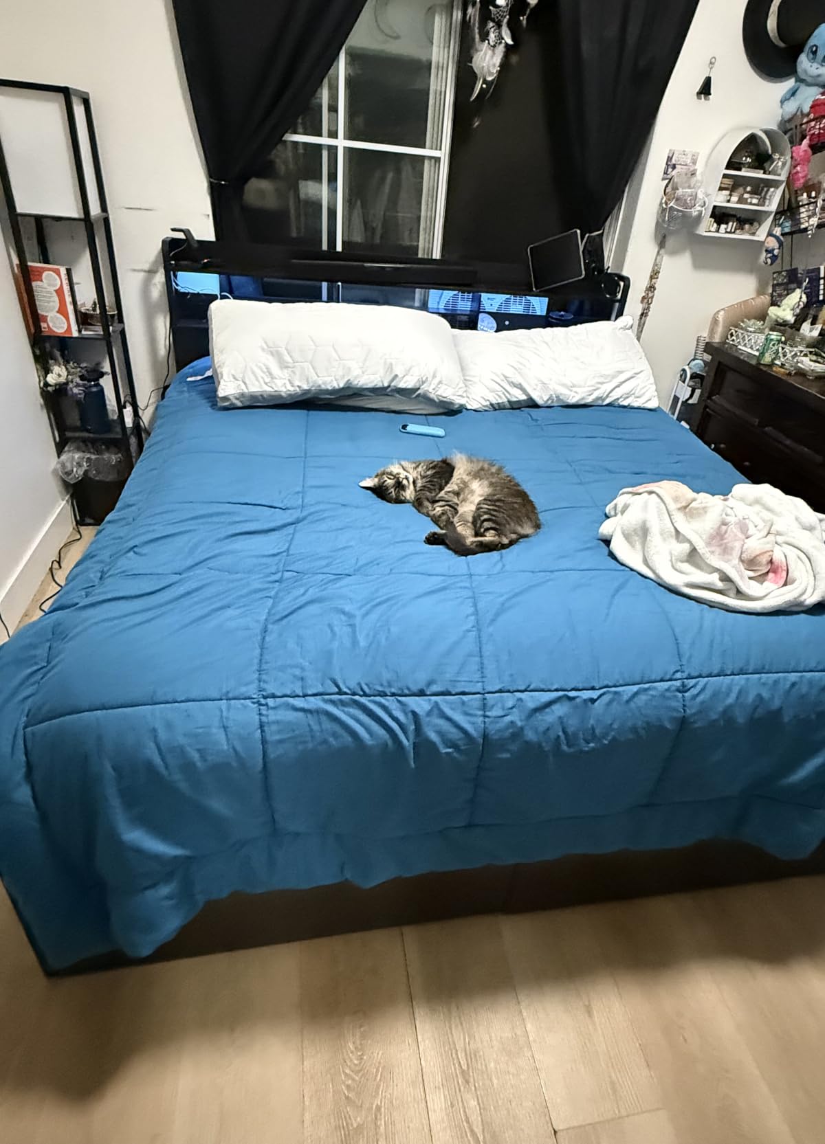 Furnulem Full Size Bed Frame with Headboard and Charging Station,2 Drawers customer photo 1
