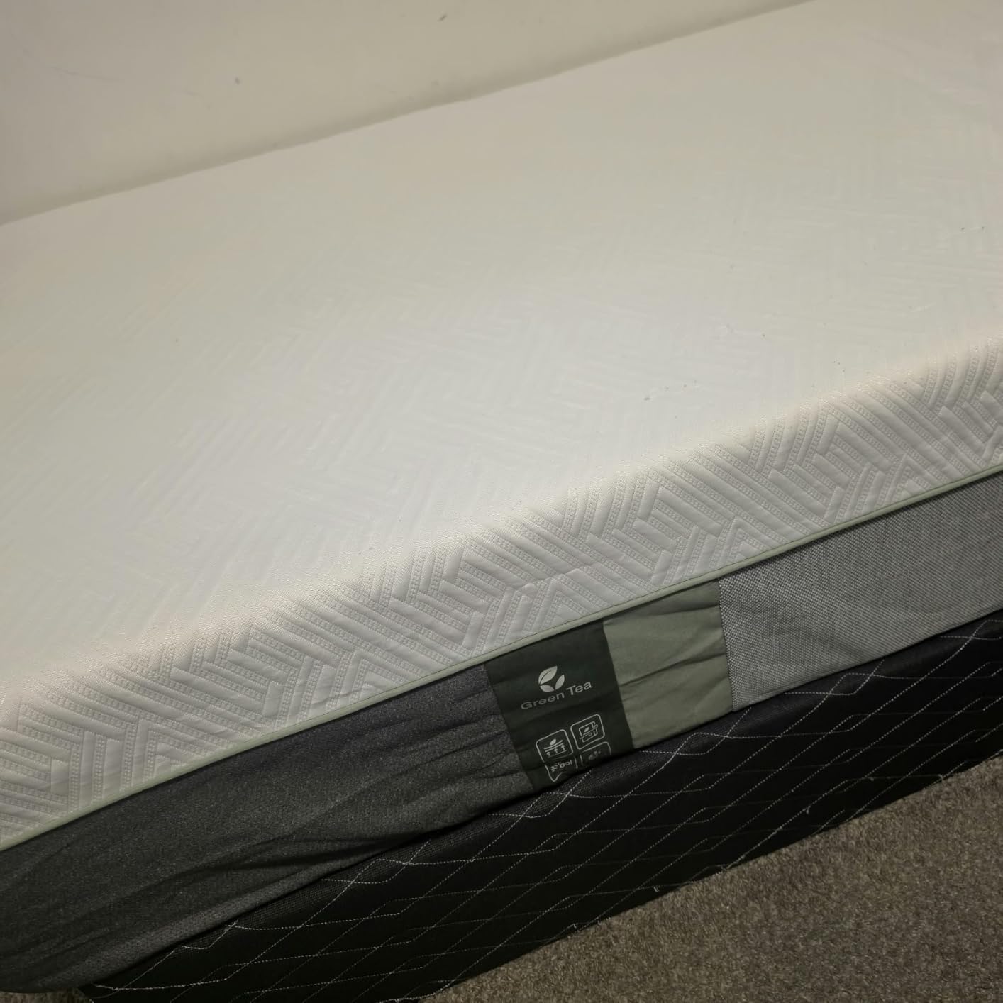 Novilla 10 inch Memory Foam Mattress King, Bliss Mattress King in a Box customer photo 2