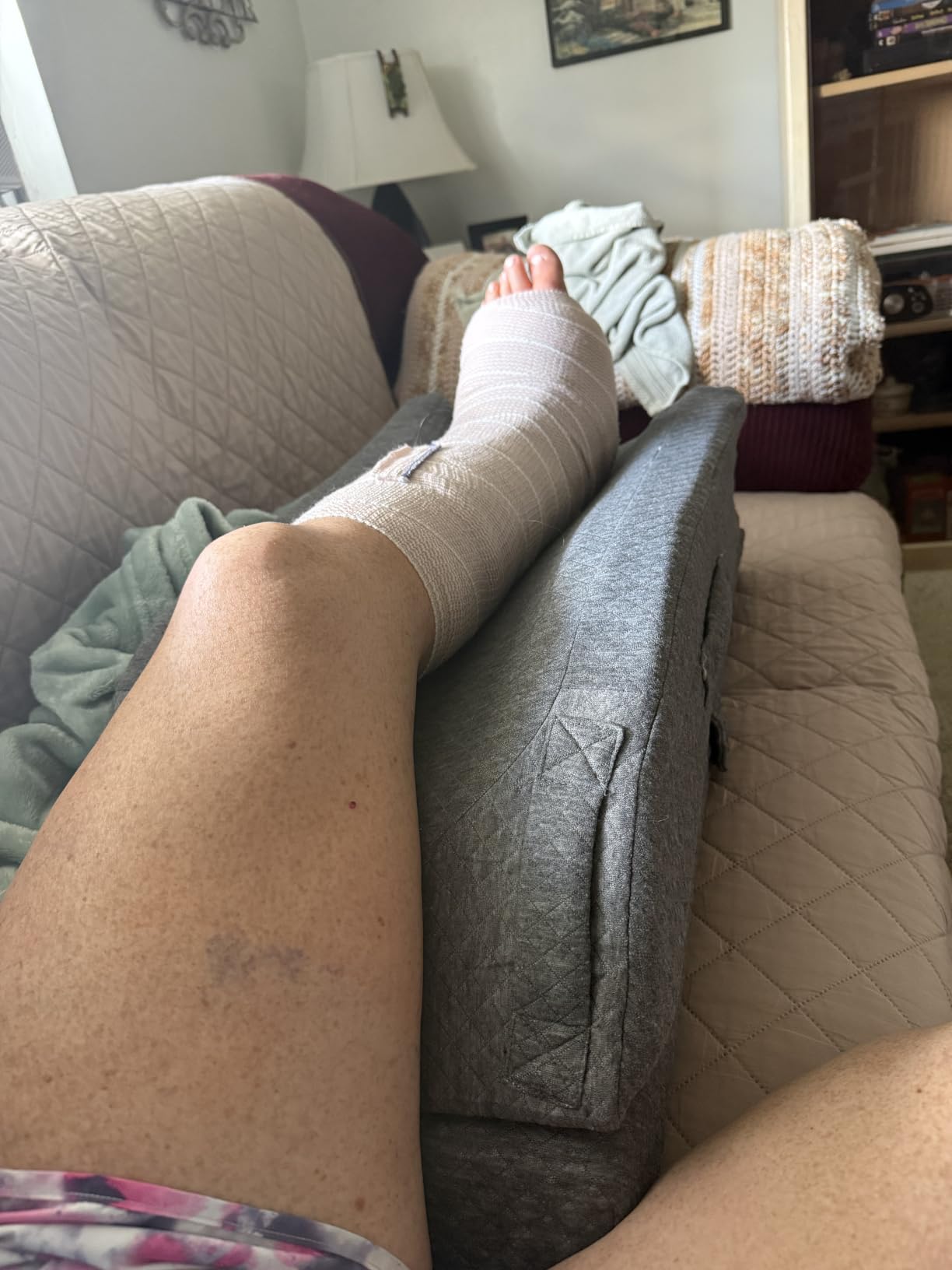 TranquilRelax Leg Elevation Pillows for After Surgery, Wedge Pillow, Grey customer photo 2