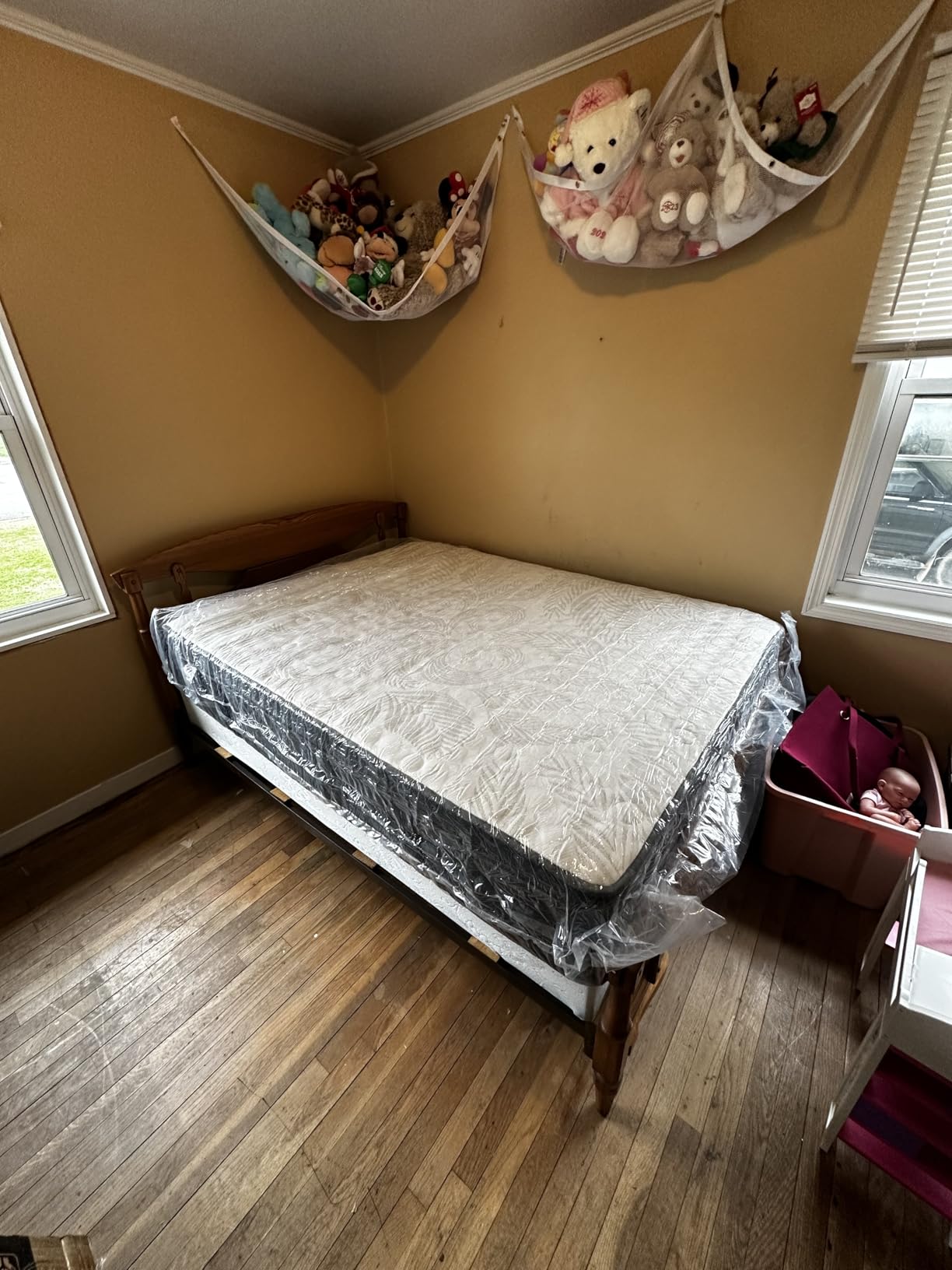 Queen Mattress 14 inch, Medium Firm Hybrid Mattresses with Cooling Gel Memory Foam, Queen Mattress in a Box, Independent Spring for Motion Isolation, Upgraded Support, CertiPUR-US customer photo 2