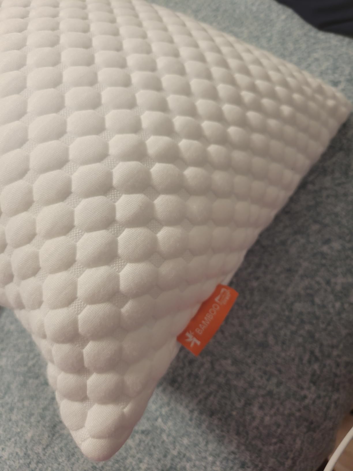 UYWO Cooling Pillows Queen Size Set of 2, Adjustable Memory Foam Pillows customer photo 2