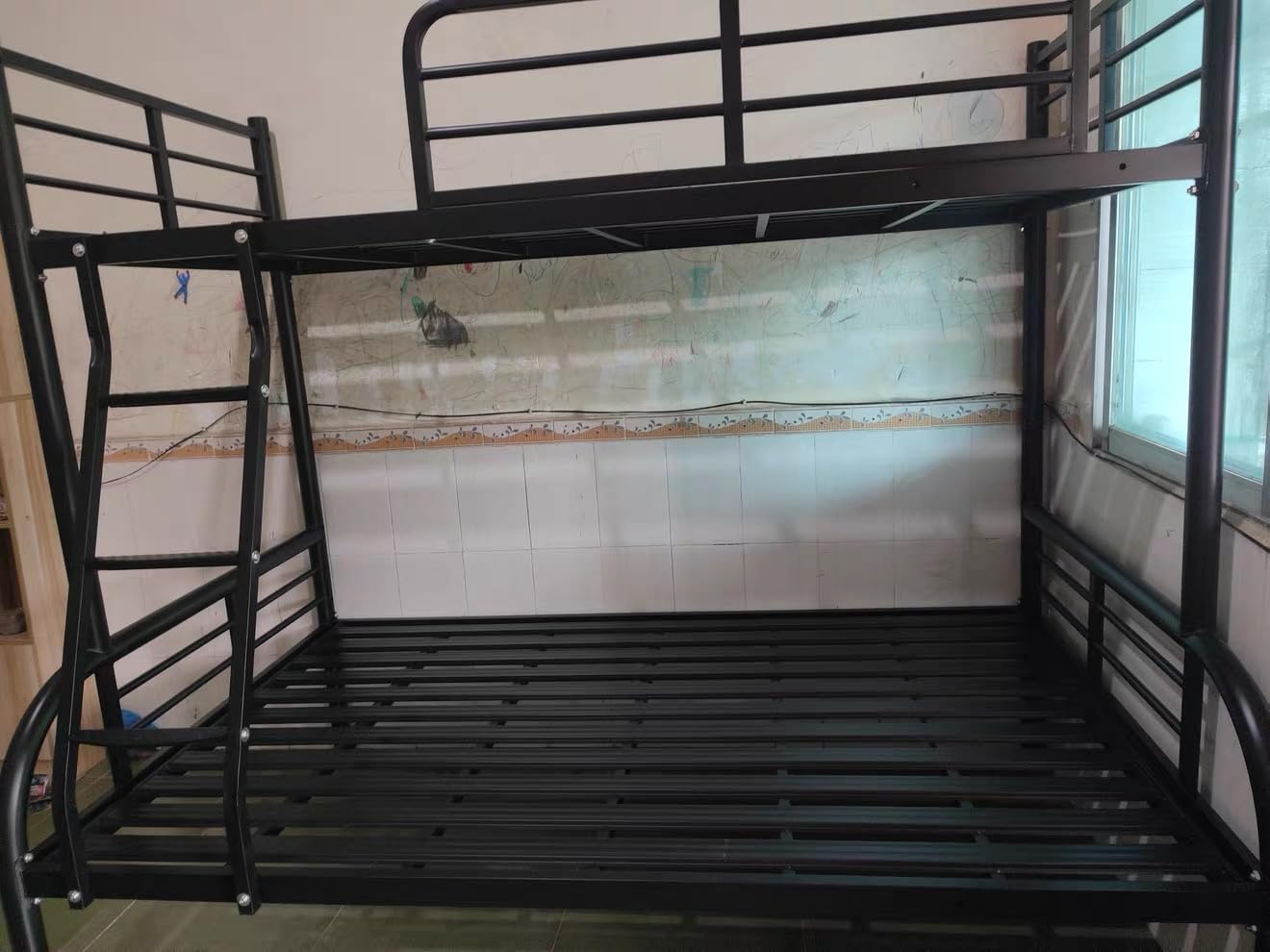 Metal Bunk Bed, Twin Over Full Bunk Bed with Safety Guardrail and Ladder, Heavy Duty Bunk Beds Twin Over Full Size for Apartment, Bedroom(Black) customer photo 1