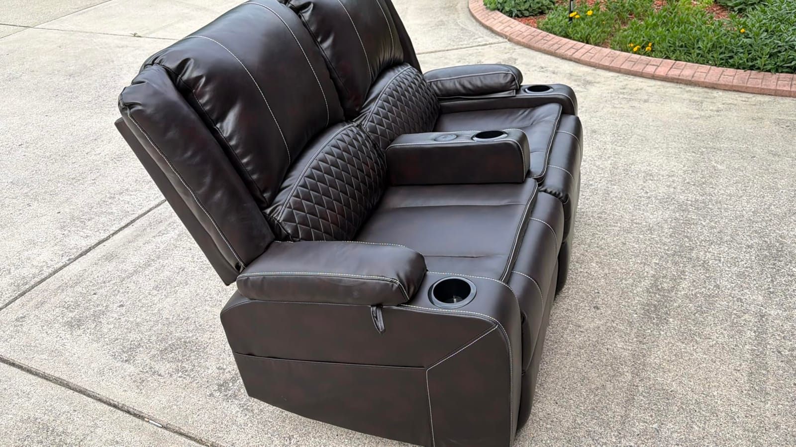 Yolsali 3-Seater Recliner Sofa, Manual Reclining Couch with Multi-Functional Middle Seat, Reclining Sofa for Living Room with Hidden Storage Space, Cup Holders, and Removable Console - PU Brown customer photo 1