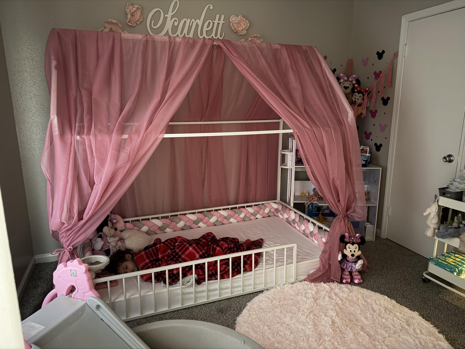 LIKIMIO Twin Size Floor Bed with Fence Guardrails, Metal House Bed customer photo 2