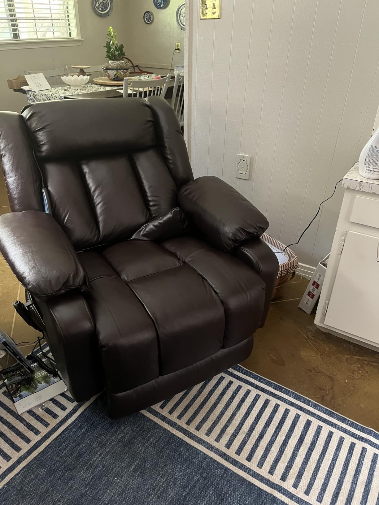 EDILLY Large Genuine Leather Power Lift Recliner Chairs for Elderly customer photo 1