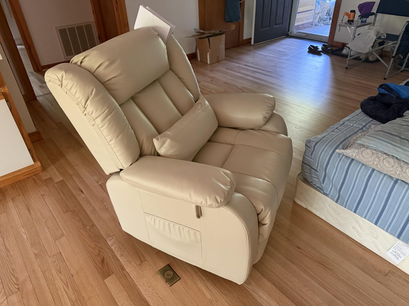EDILLY Large Genuine Leather Power Lift Recliner Chairs for Elderly customer photo 2
