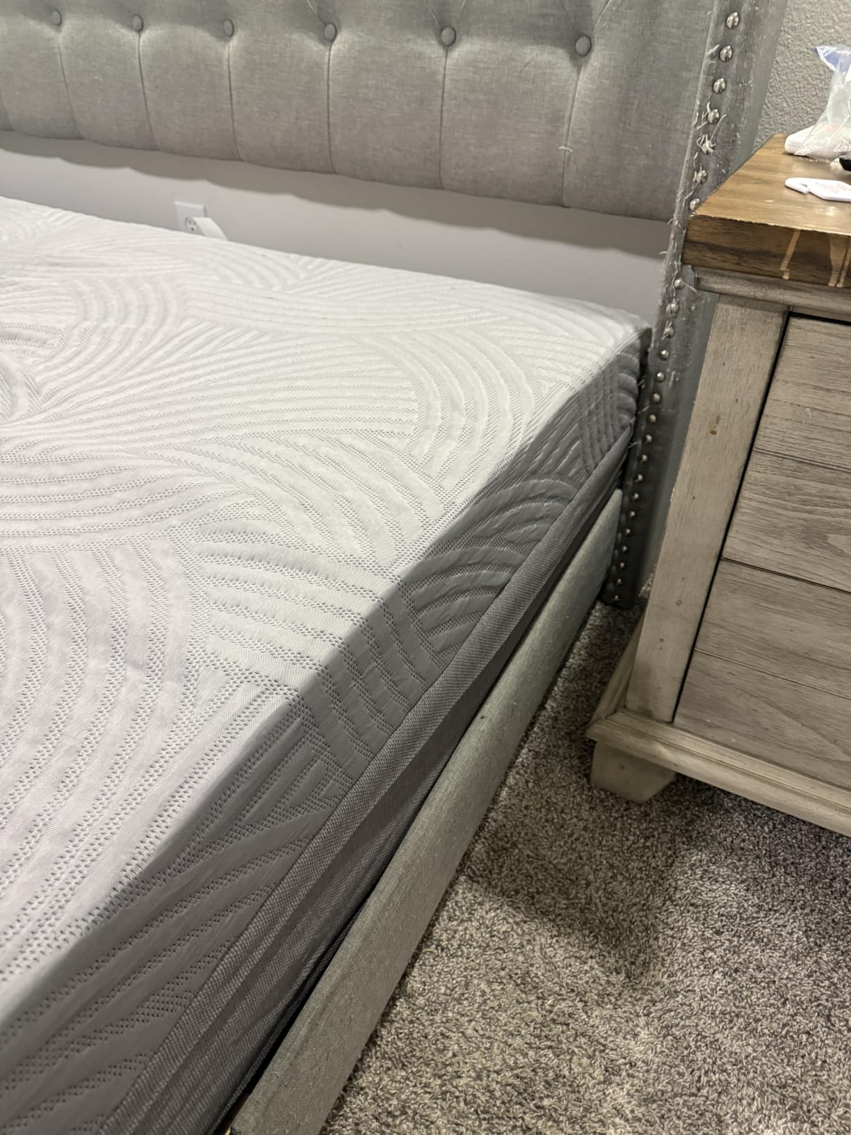 Sweetnight CoolNest 16 inch King Mattress, Cooling Memory Foam Mattress customer photo 1