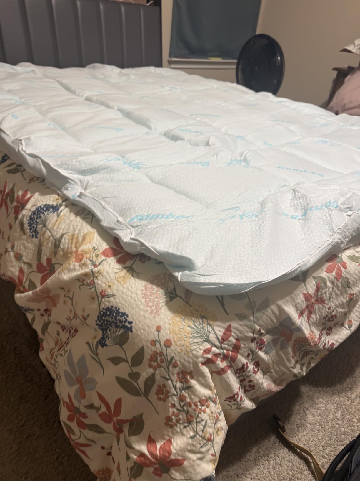 Favorland Mattress Topper Queen Size - Cooling Extra Thick Breathable Viscose Made from Bamboo Mattress pad - Soft Quilted Fitted Mattress Cover with 900 GSM Down Alternative Fill (8-21”Deep Pocket) customer photo 1