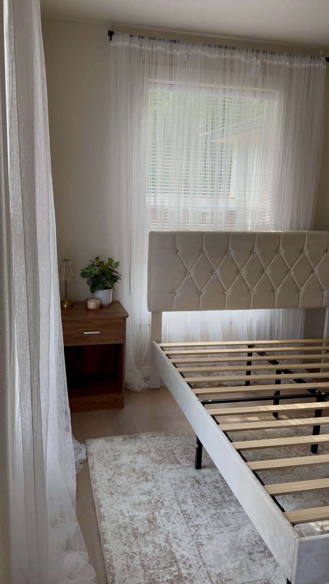 VECELO Twin Size Bed Frame with Storage Drawers, Leather Upholstered with Diamond Tufted Headboard, Solid Wood Slat Support, No Box Spring Needed, PU & White customer photo 2
