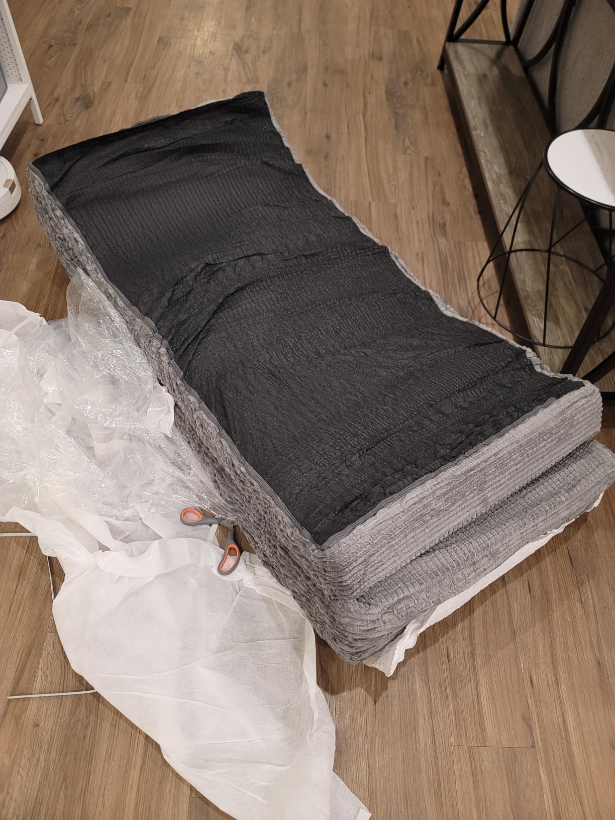 6-Inch Tri-Fold Foldable Mattress, Folding Sofa Bed with Removable Washable Cover, Portable Futon Mattress Full Size Floor Guest Mat with Non-Slip Bottom & Carry Handles for Camping (Beige, Queen) customer photo 1