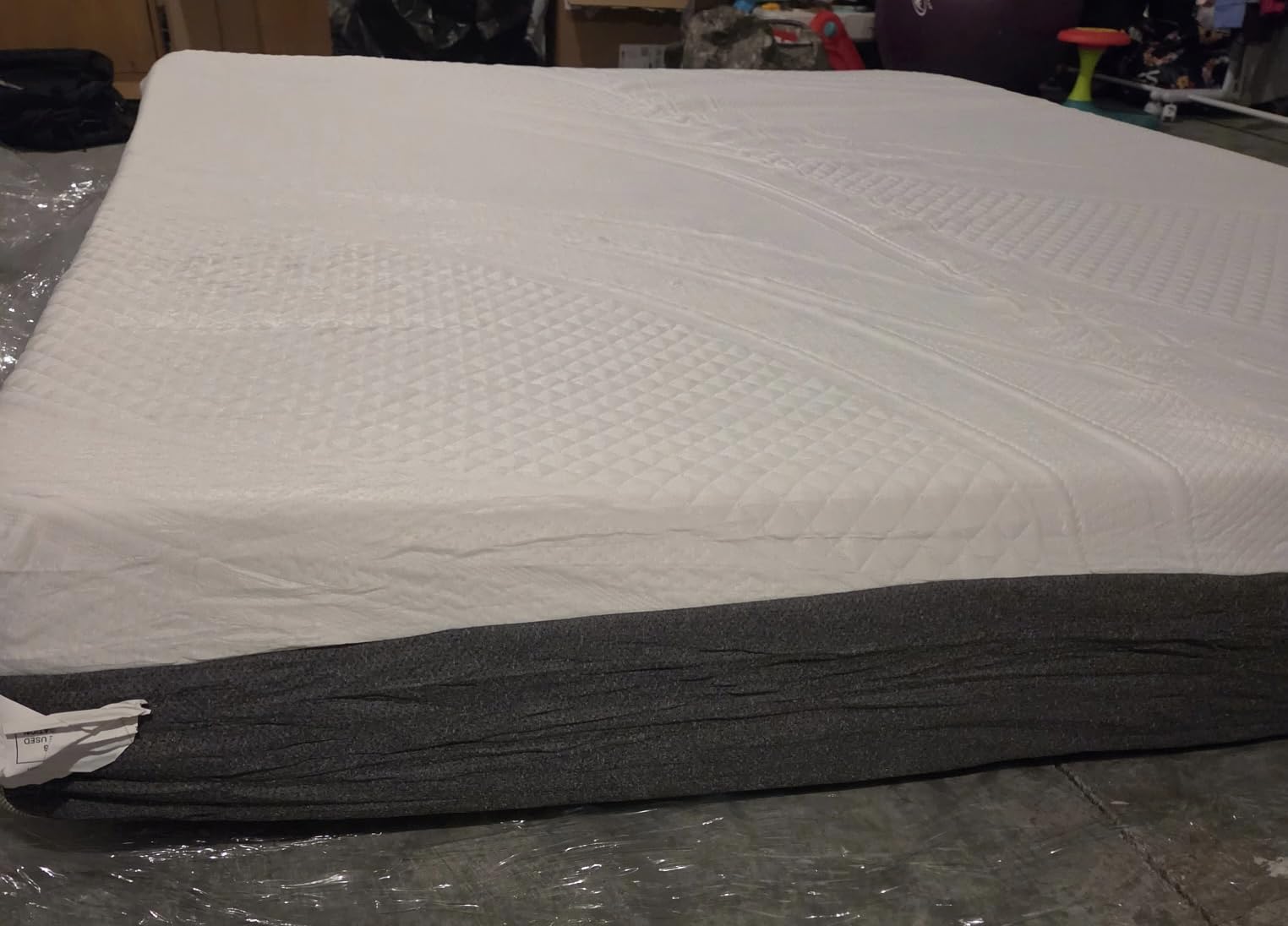 Novilla Bliss Cooling Queen Mattress, 14 Inch Gel Queen Memory Foam | Mattress in a Box with Cool-Touch Nylon Cover, Pain Relief & Spinal Support with CertiPUR-US Certified Foam customer photo 1