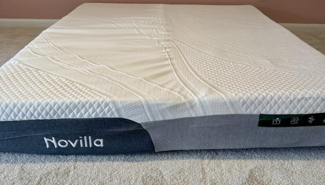 Novilla Bliss Cooling Queen Mattress, 14 Inch Gel Queen Memory Foam | Mattress in a Box with Cool-Touch Nylon Cover, Pain Relief & Spinal Support with CertiPUR-US Certified Foam customer photo 2