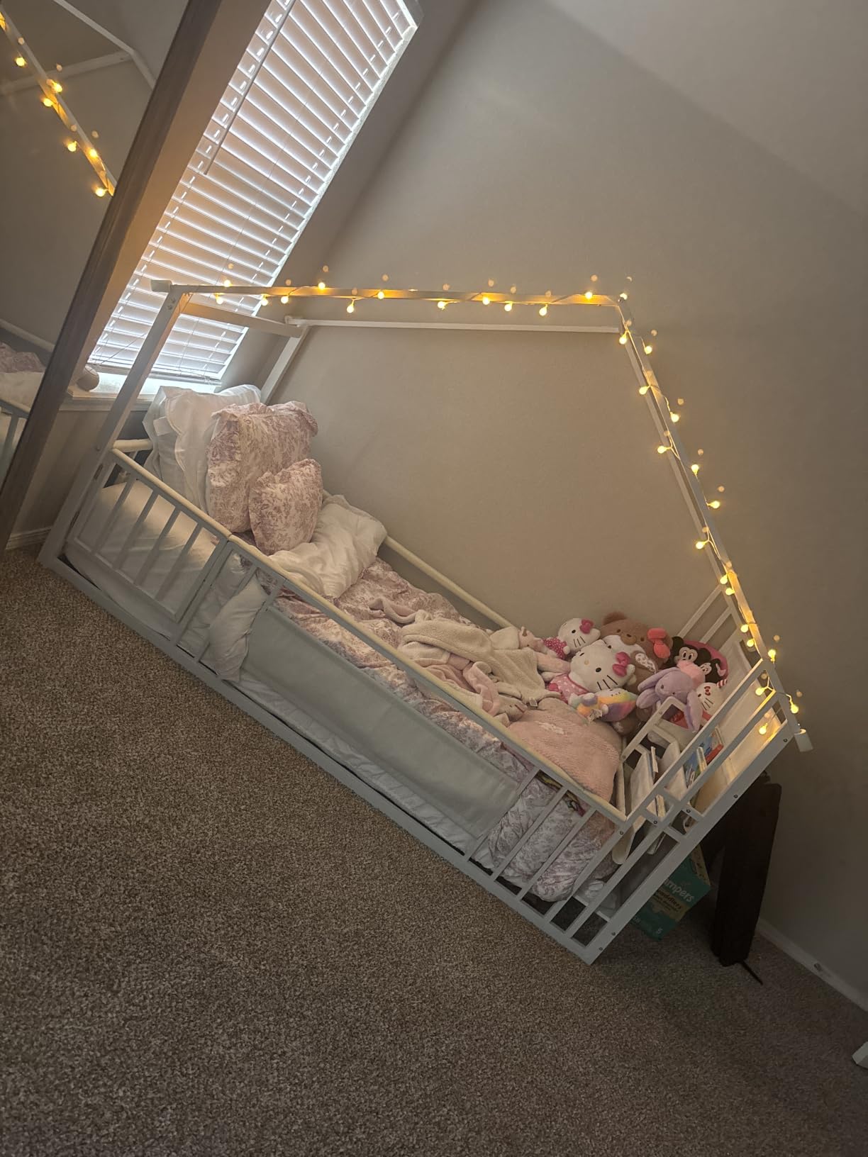 DICTAC Twin Montessori Floor Bed with Storage Bookshelf and Globe String Lights House Metal Floor Bed for Kids with Safety Guardrail & Solid Wood Slats,Kids Floor Twin Beds with Storage Pockets,White customer photo 2