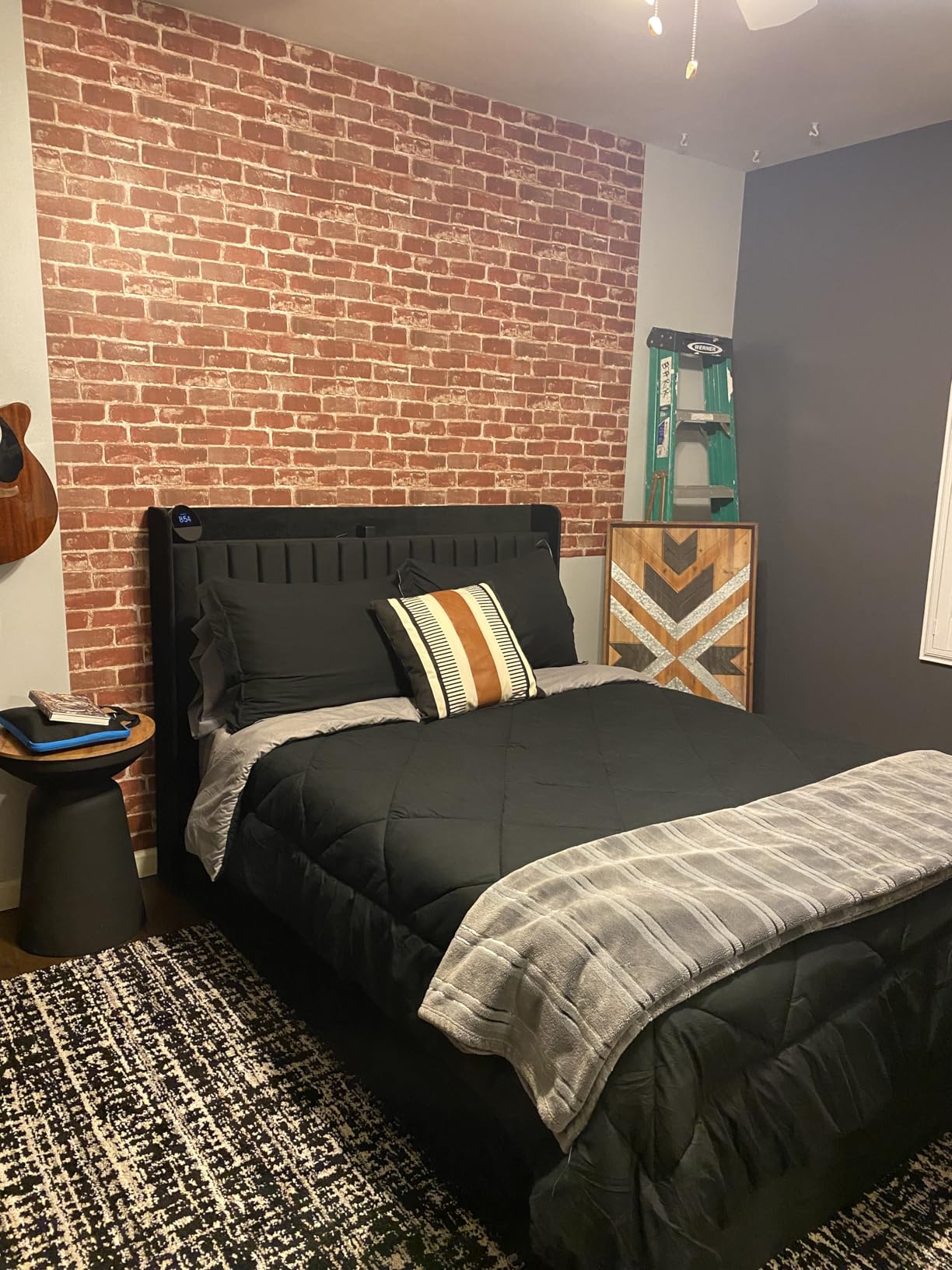 Allewie Queen Lift Up Storage Hydraulic Bed Frame, Charging Station, Black | Storage Shelf Headboard with Charging Station, Type-C, USB Ports, Hydraulic Support, Velvet Upholstered, No Box Spring Needed customer photo 1