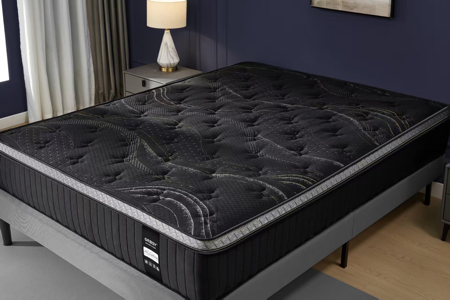 16 Inch Queen Size Mattress, Upgraded Luxury Hybrid Queen Mattress In A Box with 7-Zone Support for Cool Night & Pressure Relief, Motion Isolation, Designed in the USA, 365-Night Trial, Medium Firm customer photo 2