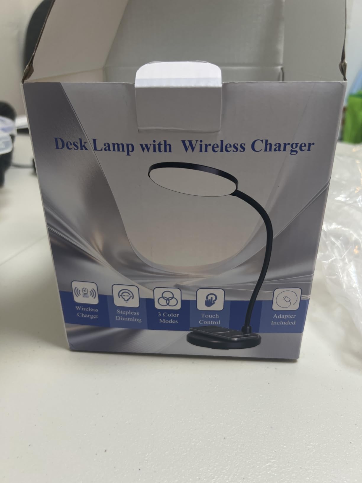 Wireless Charging Desk Lamp for Home Office, 800LM, CRI95+, Black customer photo 2