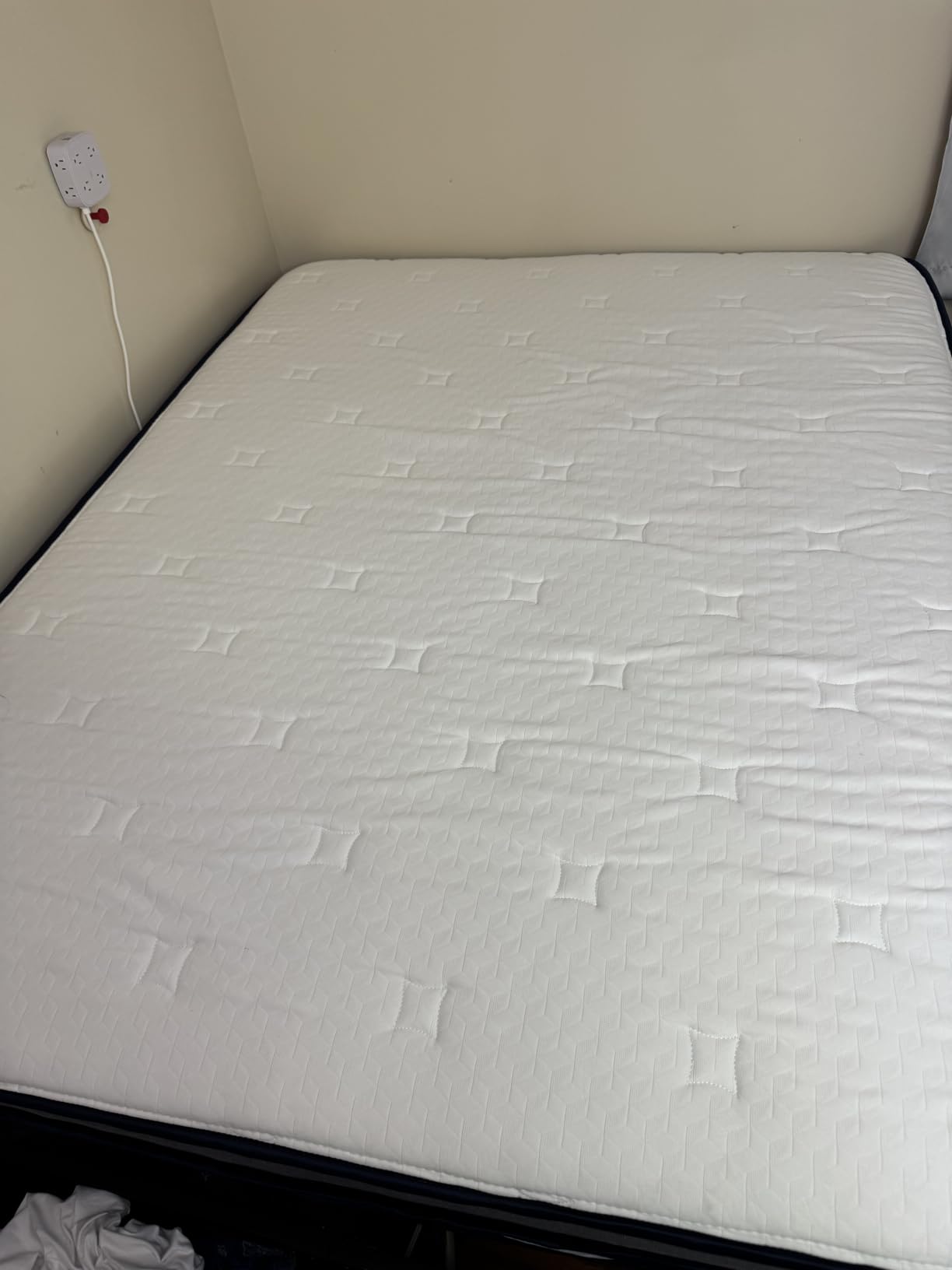 Avenco SyncDeep King Size Mattress 14 Inch, Firm Hybrid Cooling, Deep Sleep customer photo 2