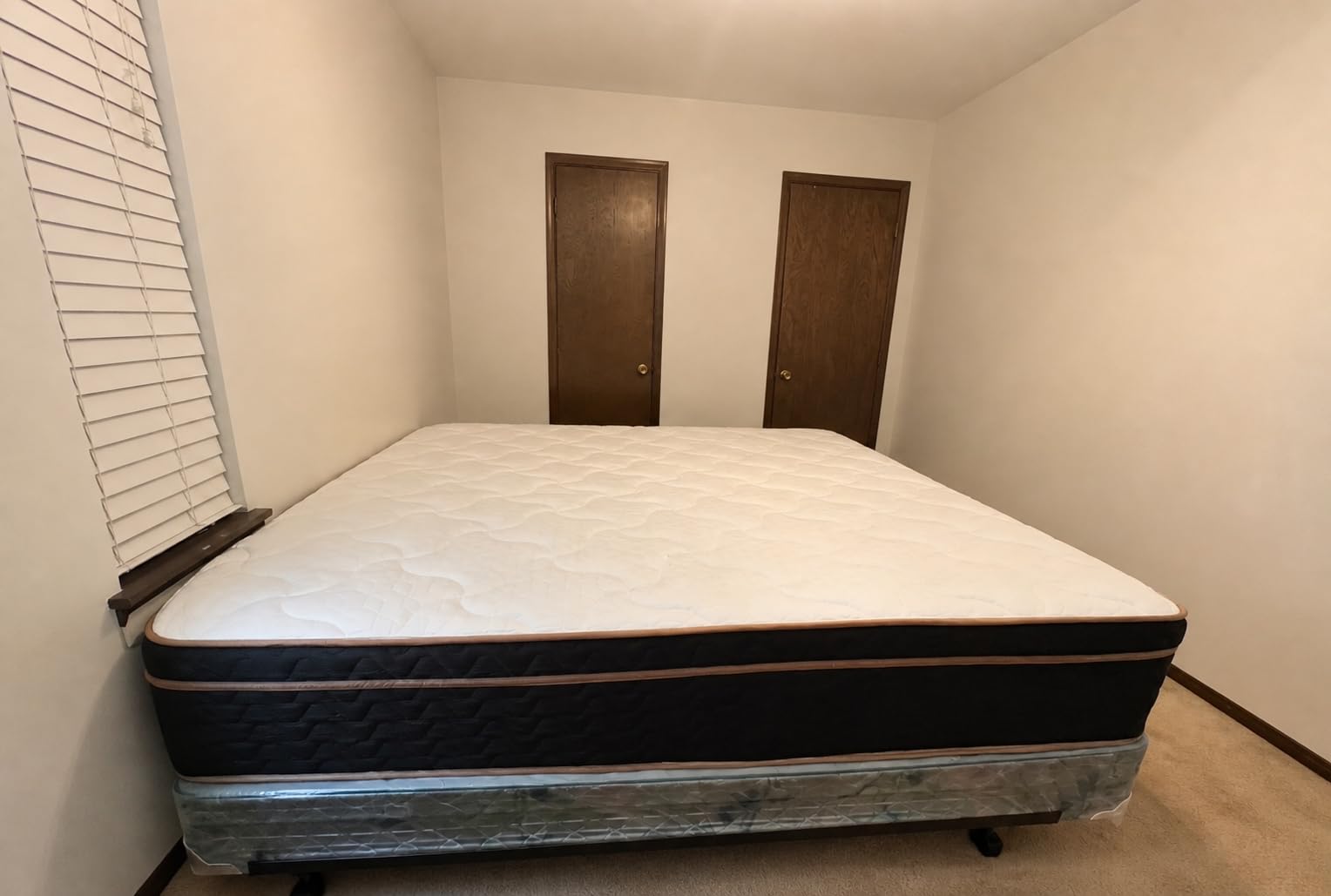 Firm Full Mattress 12 Inch, Cooling Hybrid Mattress in a Box, CertiPUR-US customer photo 1