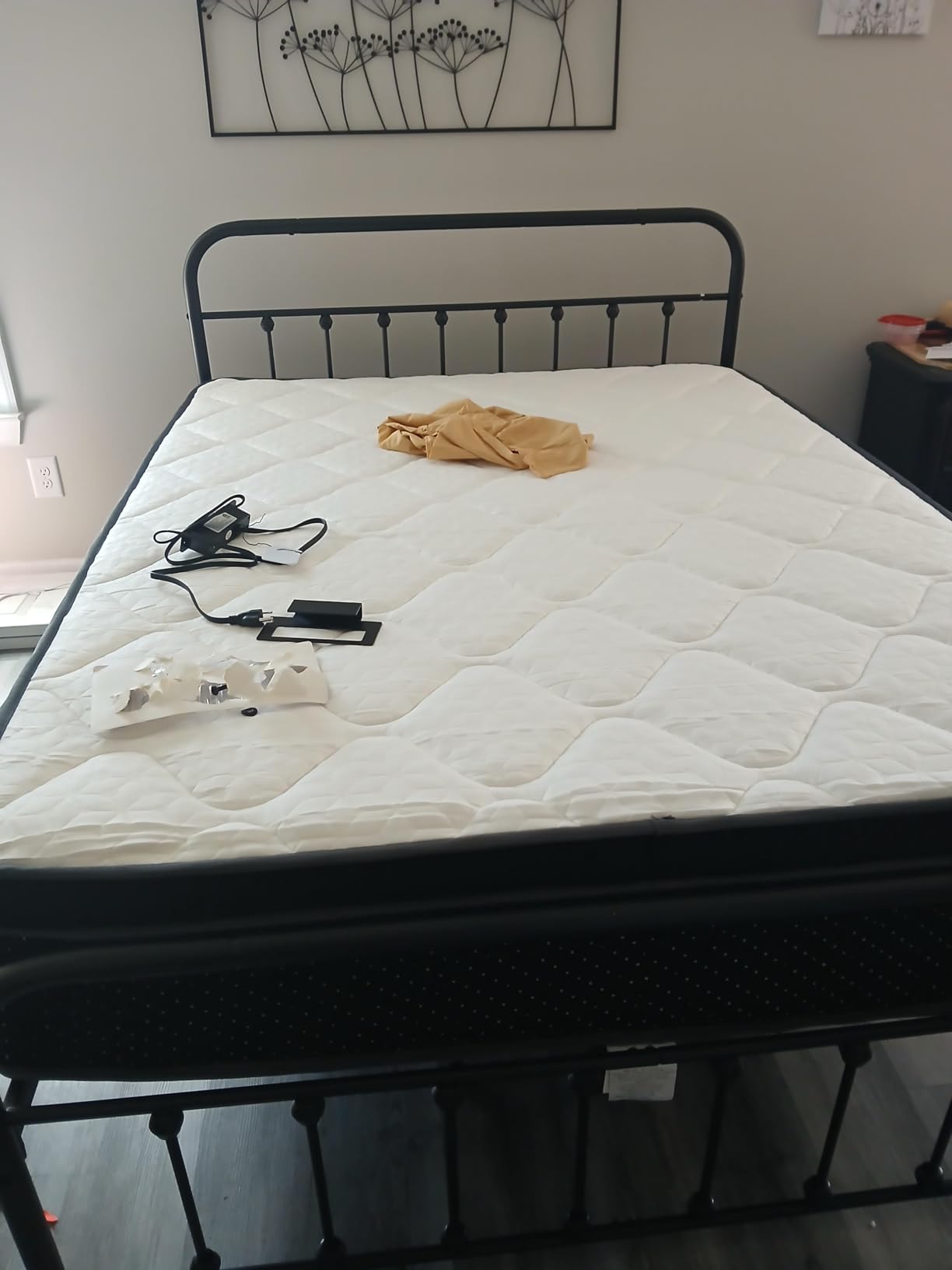 Firm Mattress Queen, 14 inch Hybrid Mattress in a Box customer photo 1