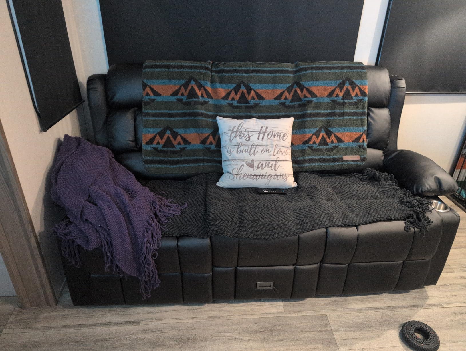 Dresegmt Power Loveseat Recliner Sofa, Zero Wall Hugger RV Reclining Loveseat Couch with Flip Middle Backrest Design, 3 Seat Reclining Sofa with Storage Drawer, Power Recliner for Living Room (Black) customer photo 2