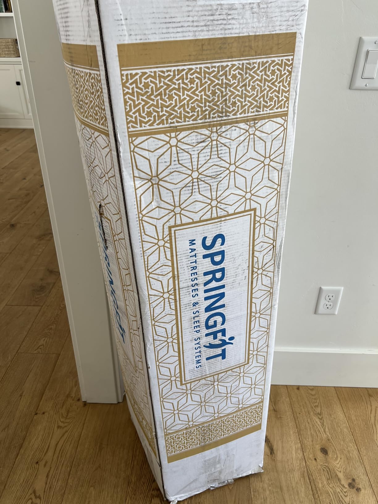 Springfit 500 lbs Supporting Heavy Duty Mattress for Big and Tall People, 10 Inch King Size Hybrid Mattress, Reinforced Coil System, Pressure Relief, Fiberglass-Free, CertiPUR-US Mattress in a Box customer photo 1