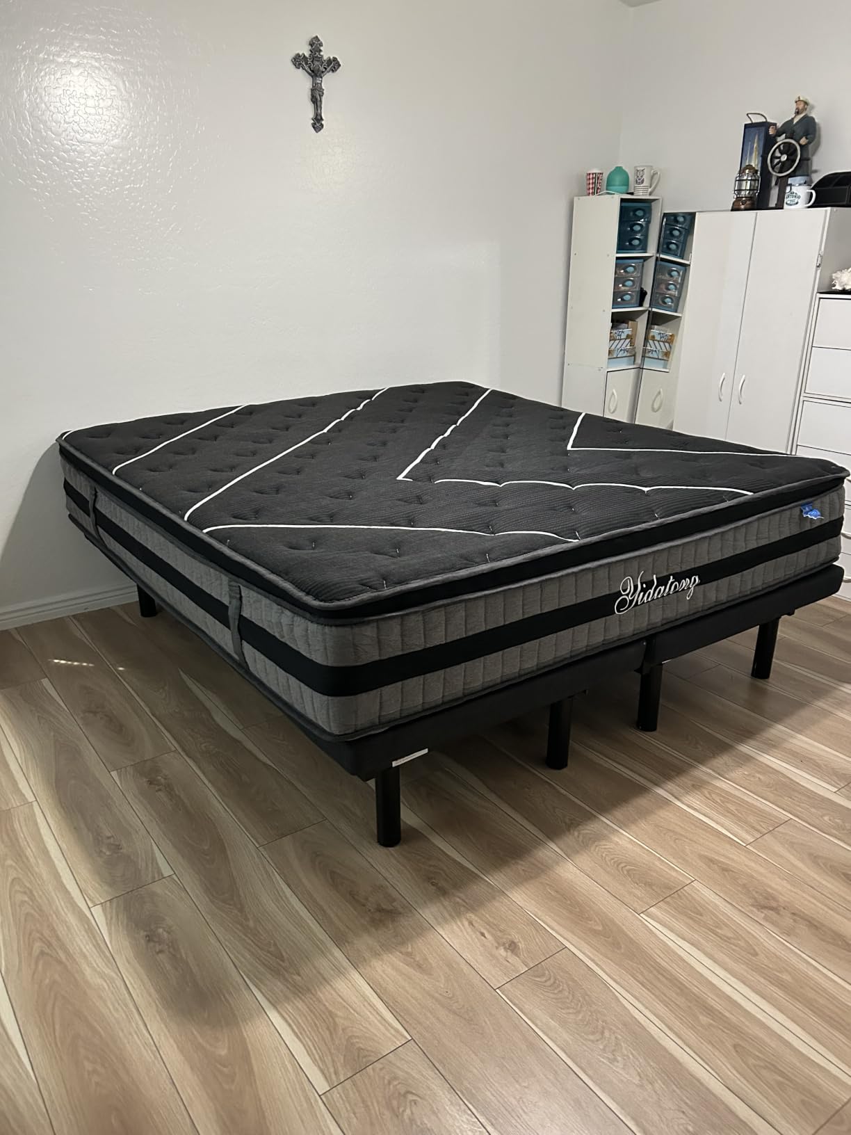 Twin Size Mattress, 10 inch Hybrid Mattress Medium Firm with Extra Back and Lumbar Hip Support, Memory Foam & Pocket Springs, Motion Isolation, Fiberglass Free, 365 Nights Trial & 10 Years Warranty customer photo 2